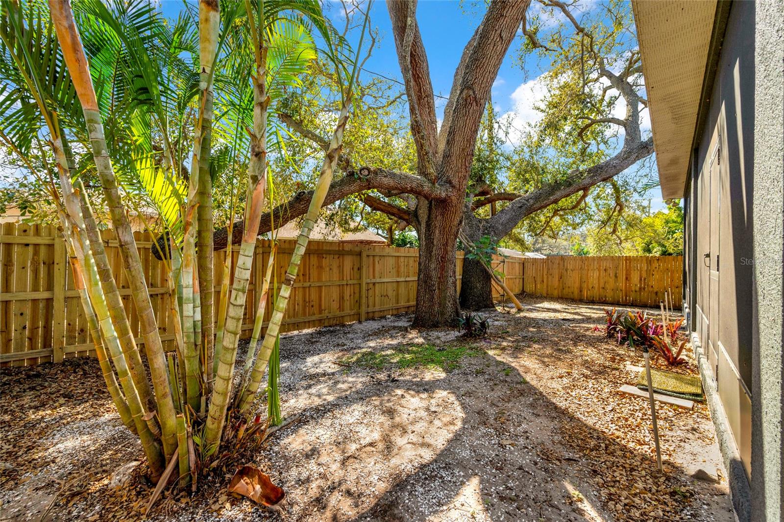 Image 41 of 44 For 131 Pennsylvania Avenue