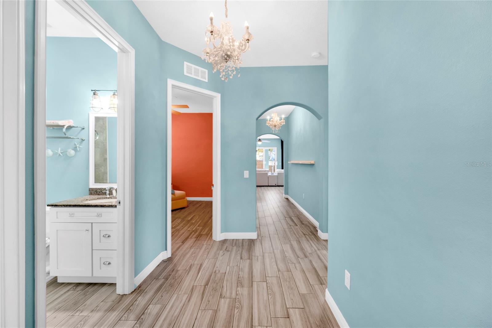 Image 8 of 44 For 131 Pennsylvania Avenue