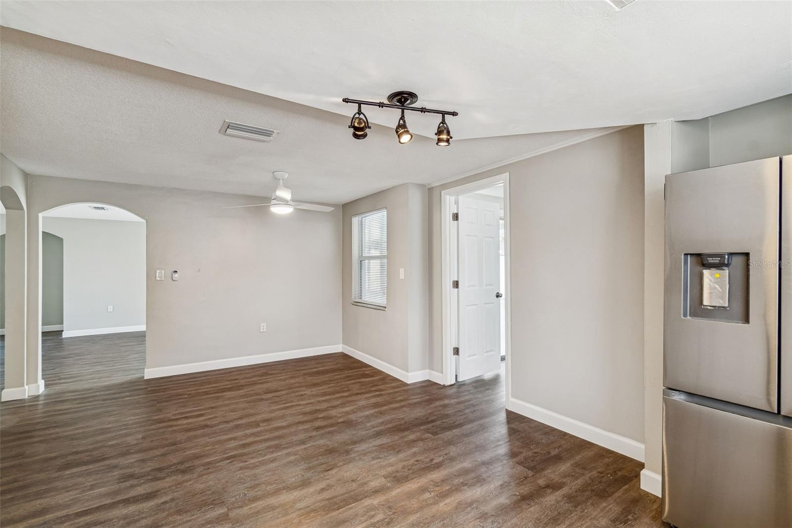 Image 38 of 62 For 10110 Brandywine Lane