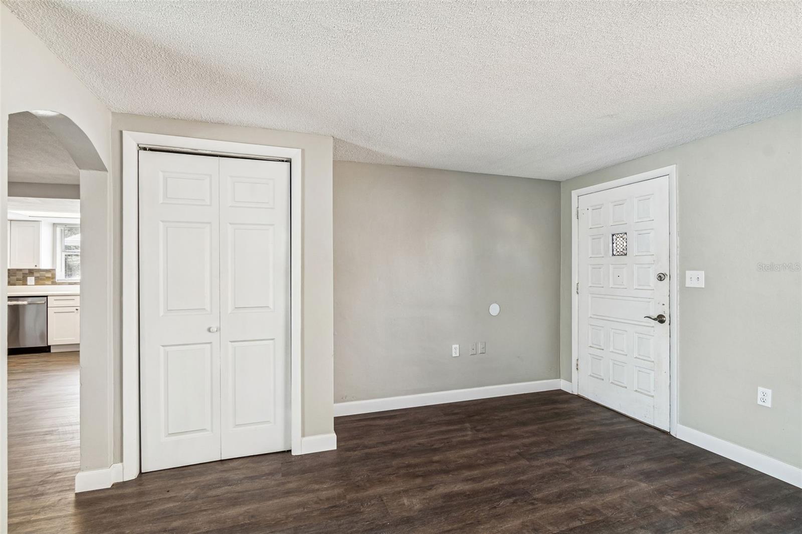 Image 5 of 62 For 10110 Brandywine Lane