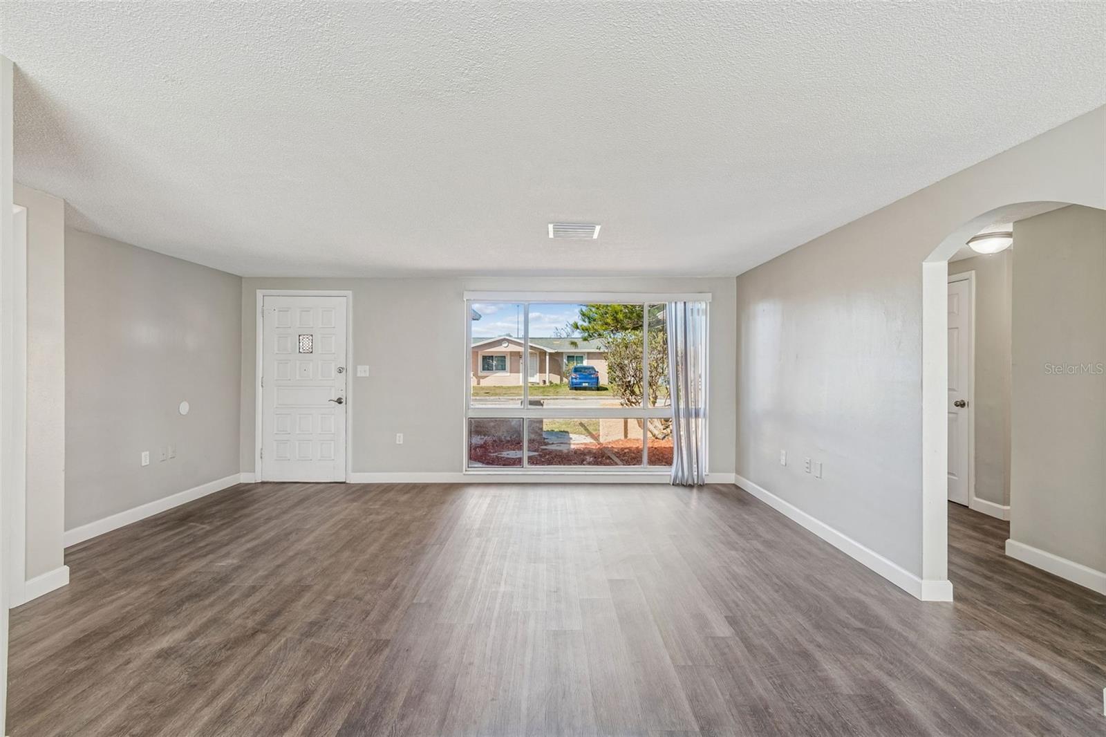 Image 7 of 62 For 10110 Brandywine Lane