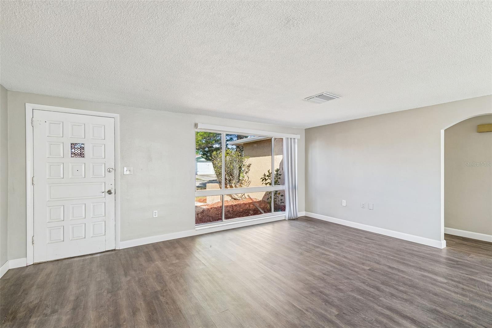 Image 8 of 62 For 10110 Brandywine Lane