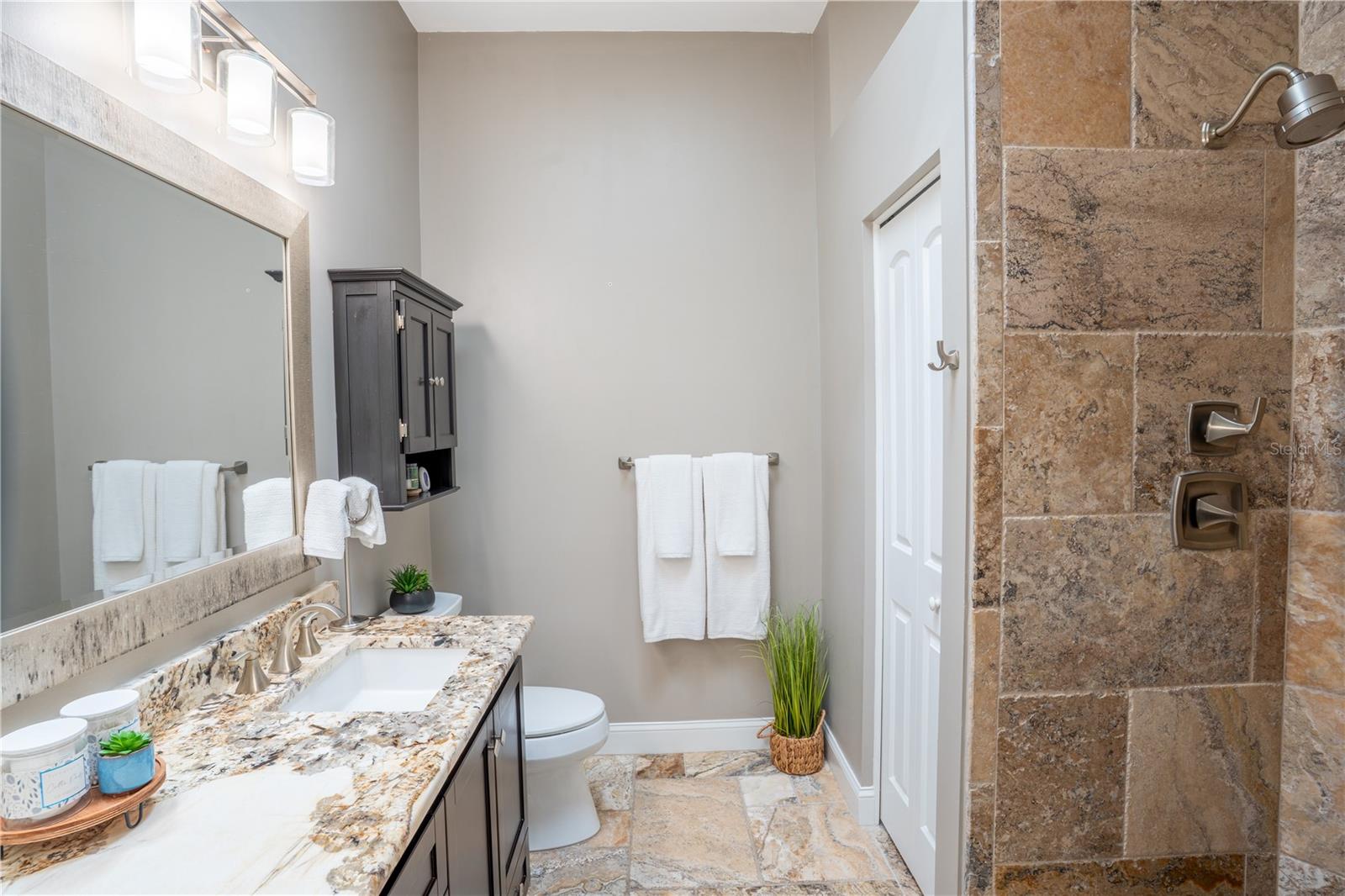 Image 22 of 45 For 12111 Steppingstone Boulevard