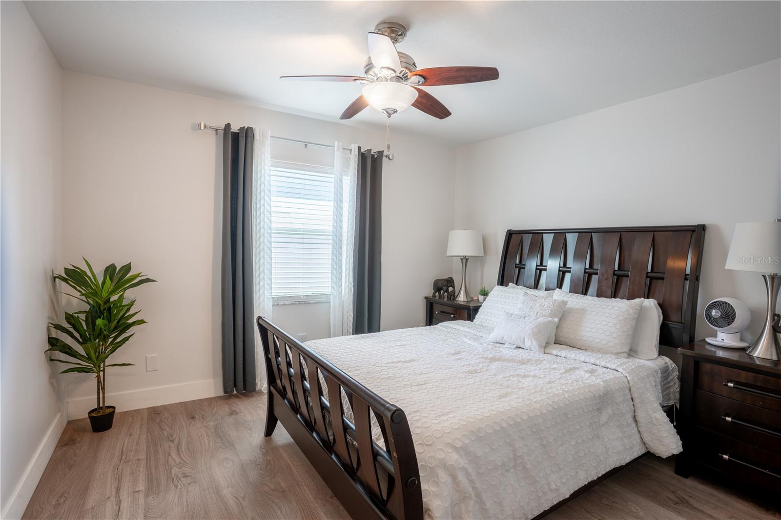 Image 24 of 45 For 12111 Steppingstone Boulevard