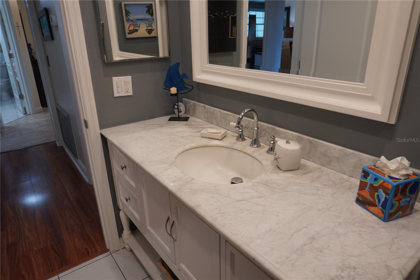 Image 14 of 28 For 10215 Regal  15