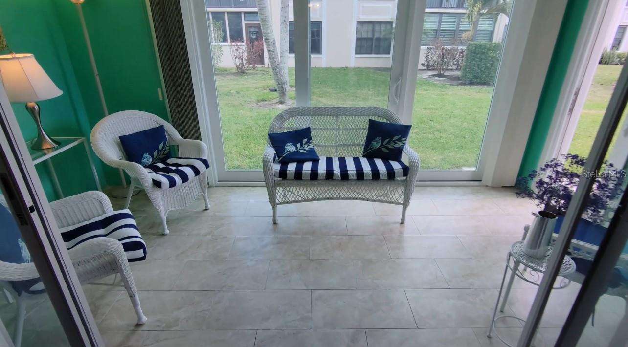 Image 18 of 28 For 10215 Regal  15