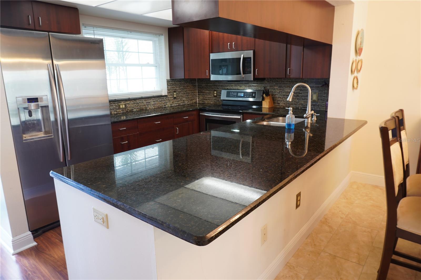 Image 3 of 28 For 10215 Regal  15