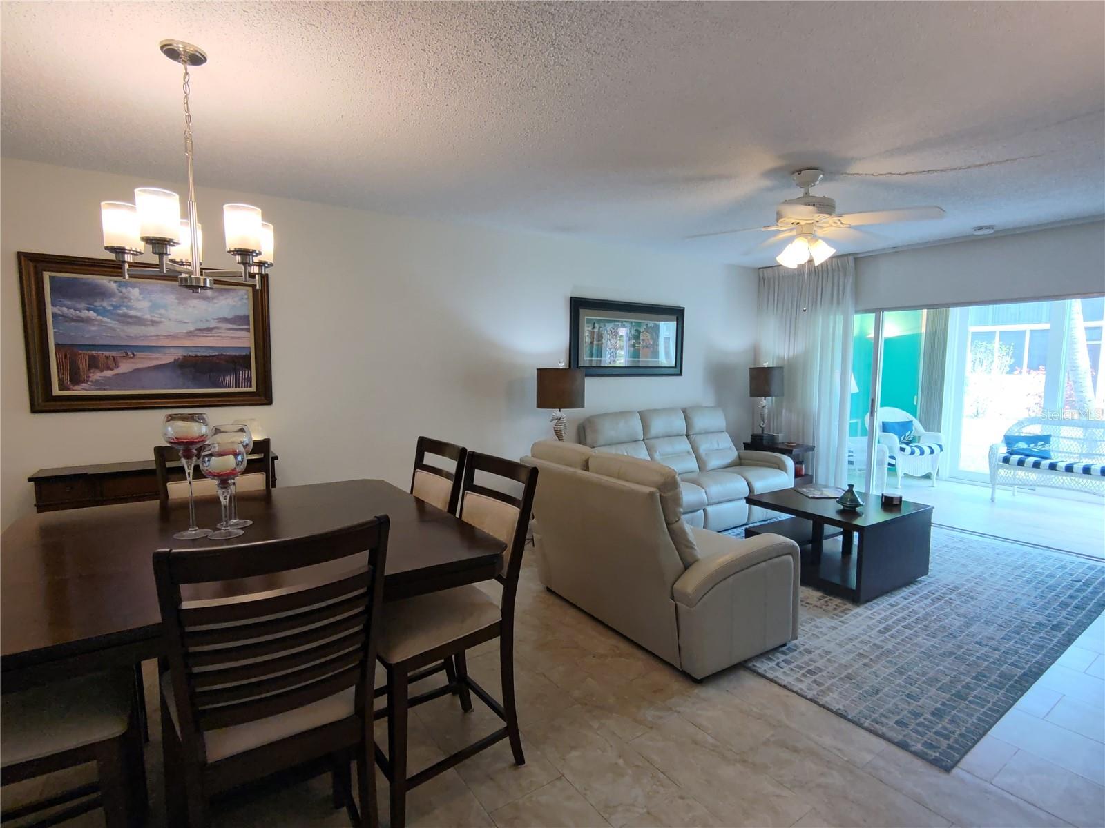 Image 7 of 28 For 10215 Regal  15