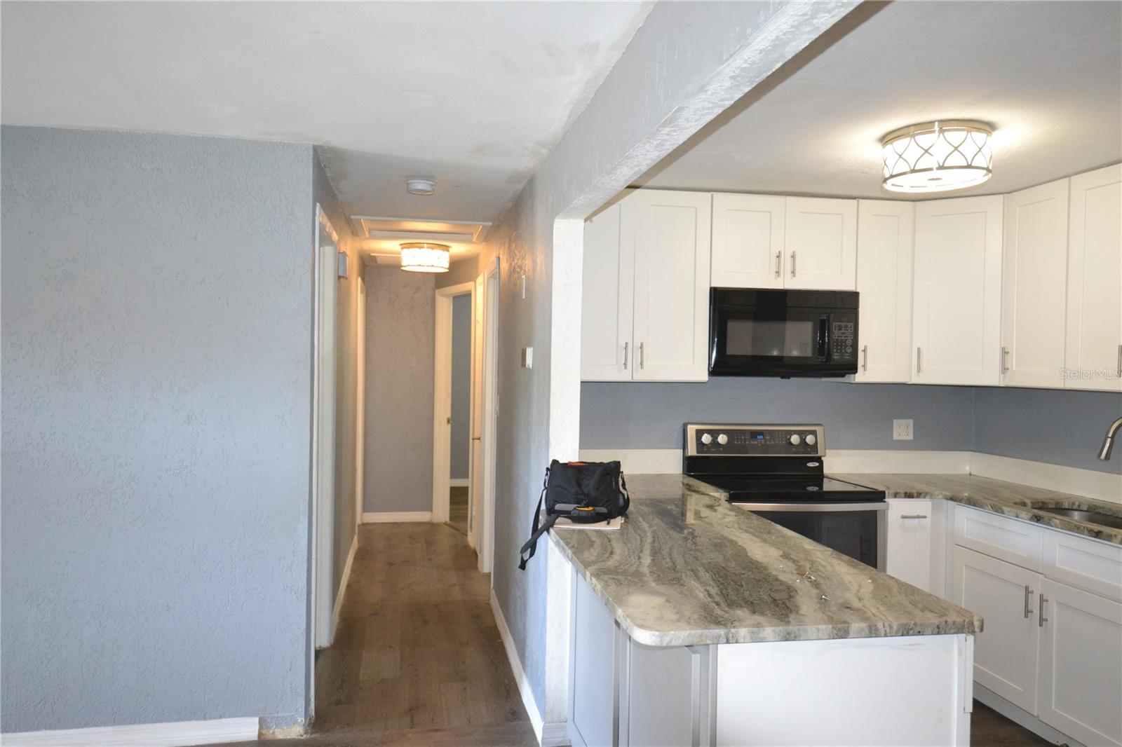 Image 15 of 65 For 11465 92nd Street