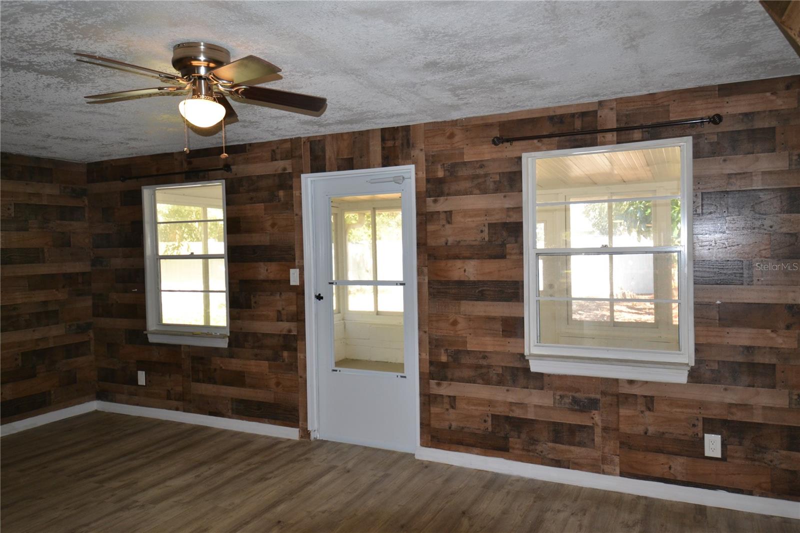 Image 24 of 65 For 11465 92nd Street