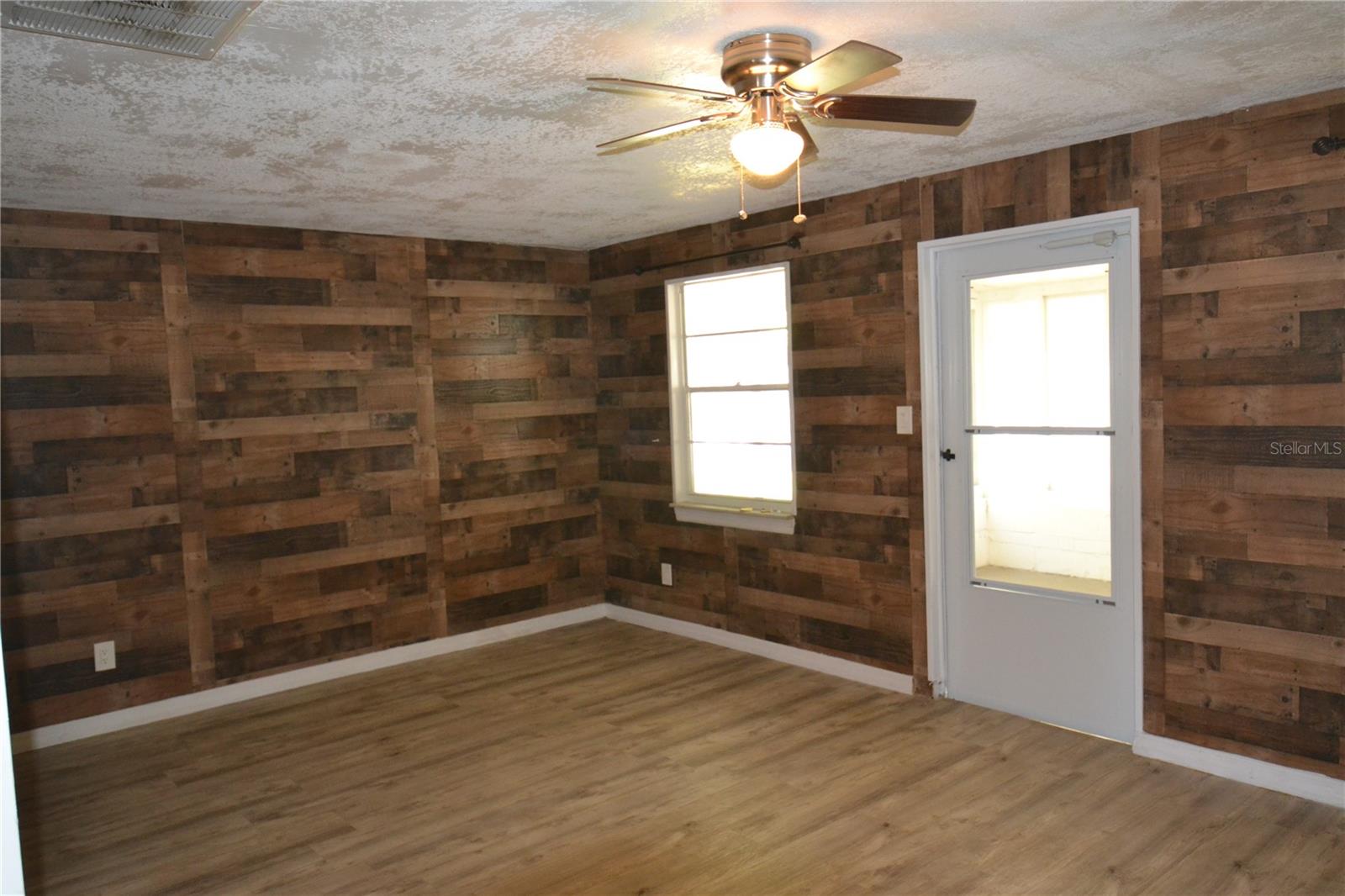 Image 25 of 65 For 11465 92nd Street