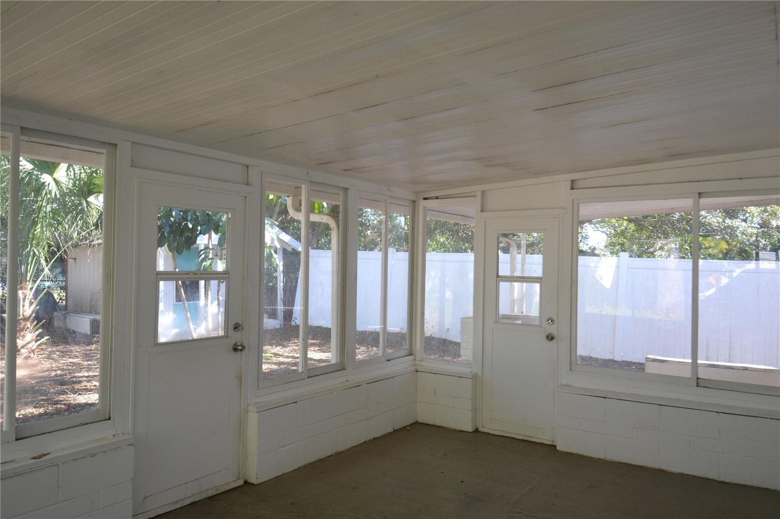 Image 29 of 65 For 11465 92nd Street