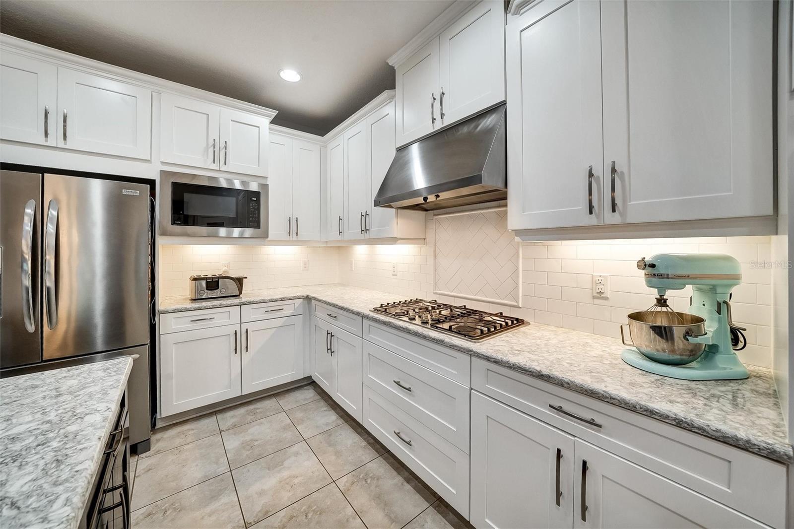 Listing photo id 10 for 1611 Tilted Cypress Place