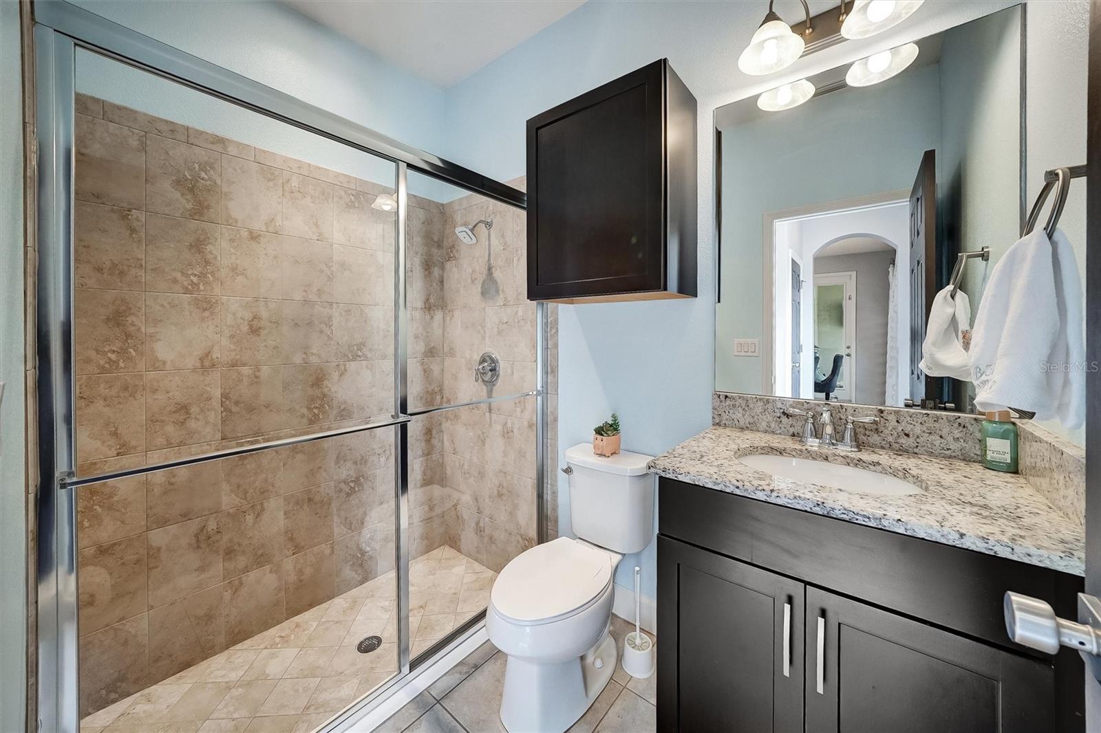 Listing photo id 33 for 1611 Tilted Cypress Place