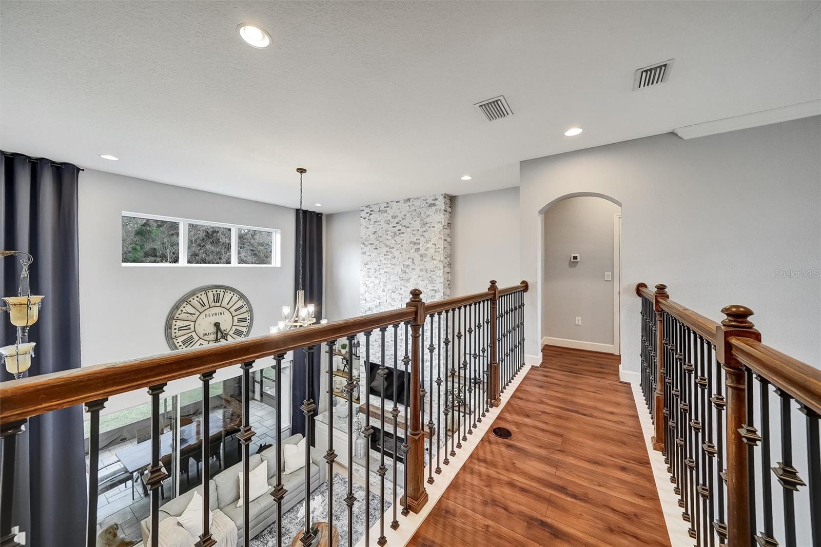 Listing photo id 39 for 1611 Tilted Cypress Place