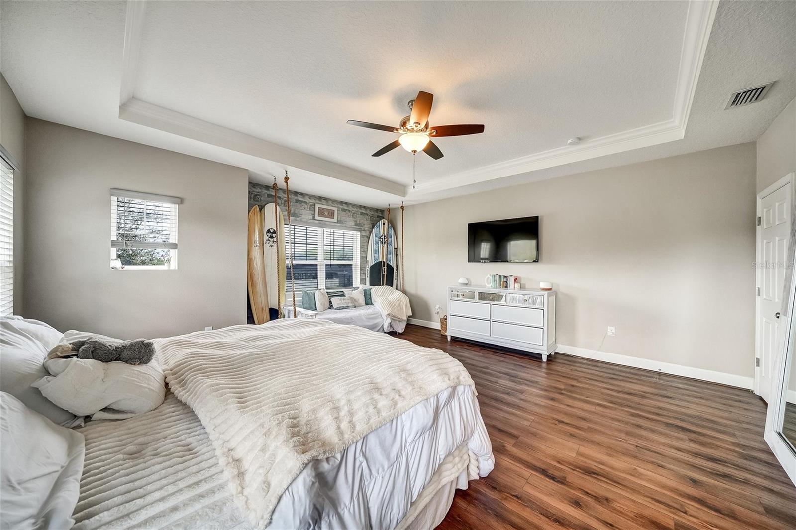 Listing photo id 42 for 1611 Tilted Cypress Place