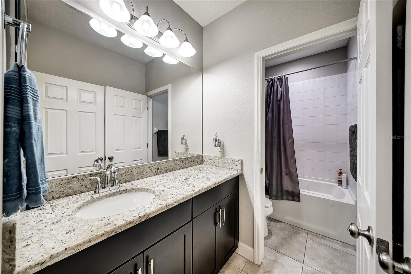 Listing photo id 57 for 1611 Tilted Cypress Place