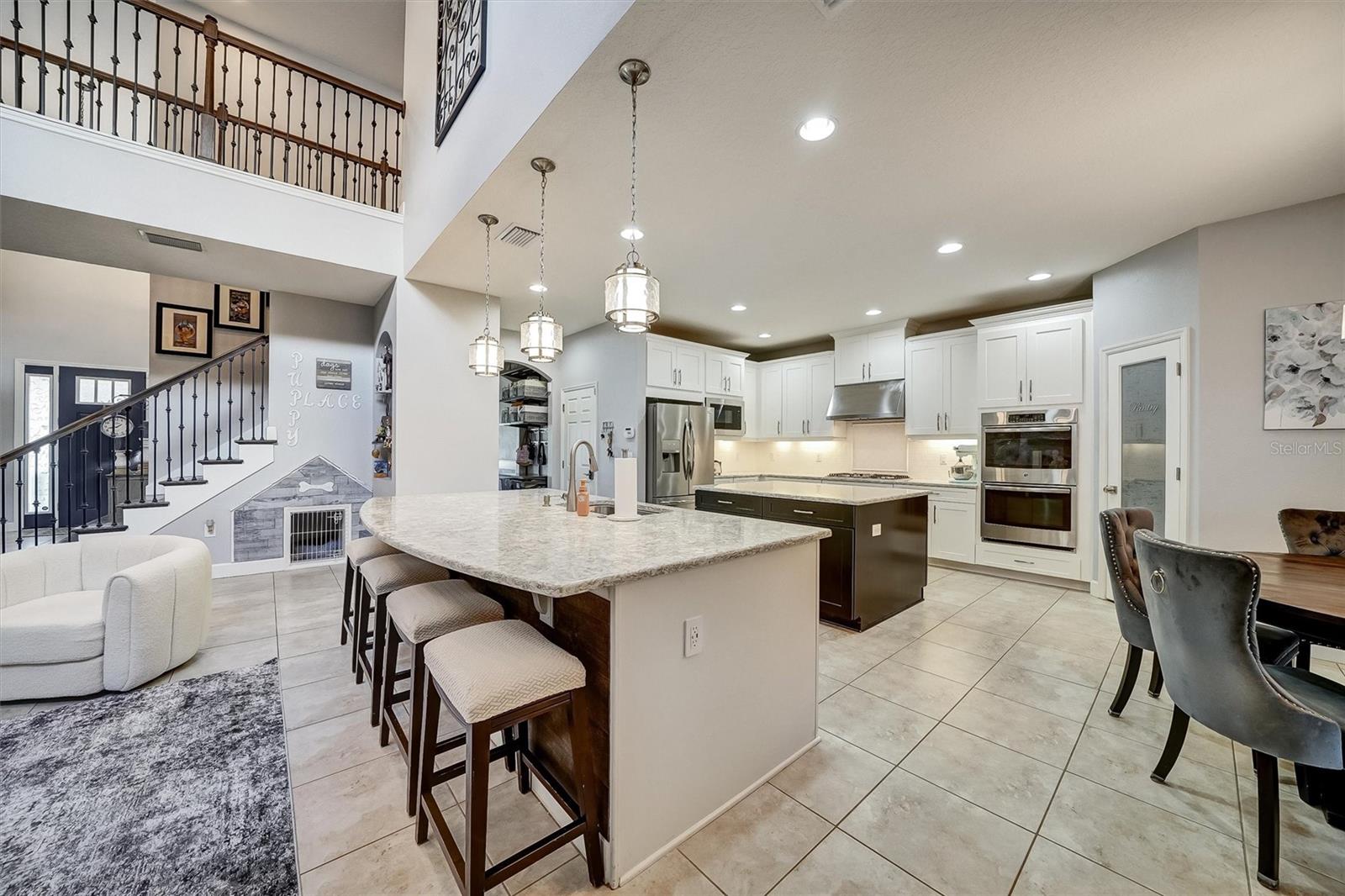 Listing photo id 7 for 1611 Tilted Cypress Place