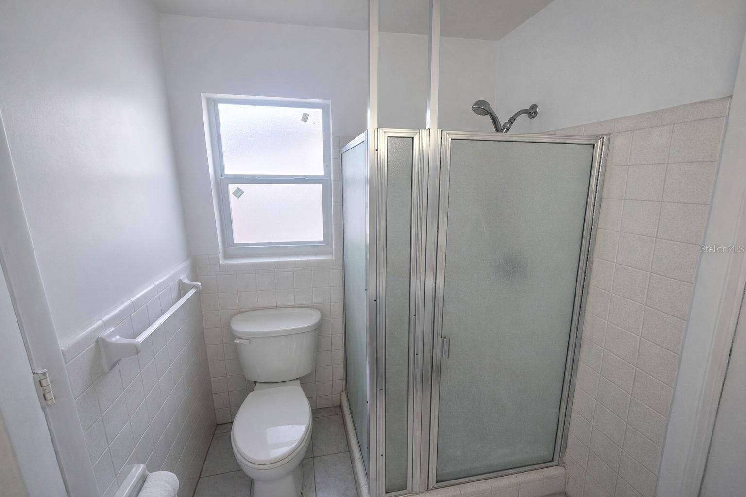 Image 14 of 36 For 6480 31st Terrace N