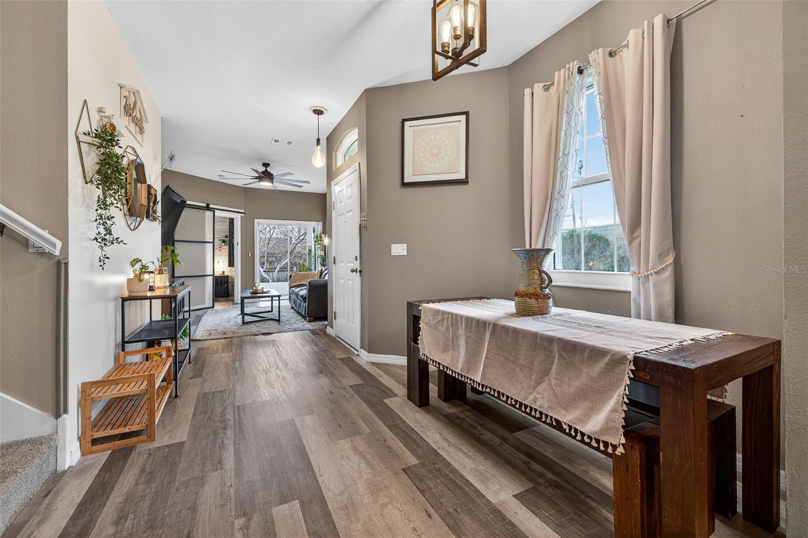 Listing photo id 8 for 6400 46th Avenue N 20