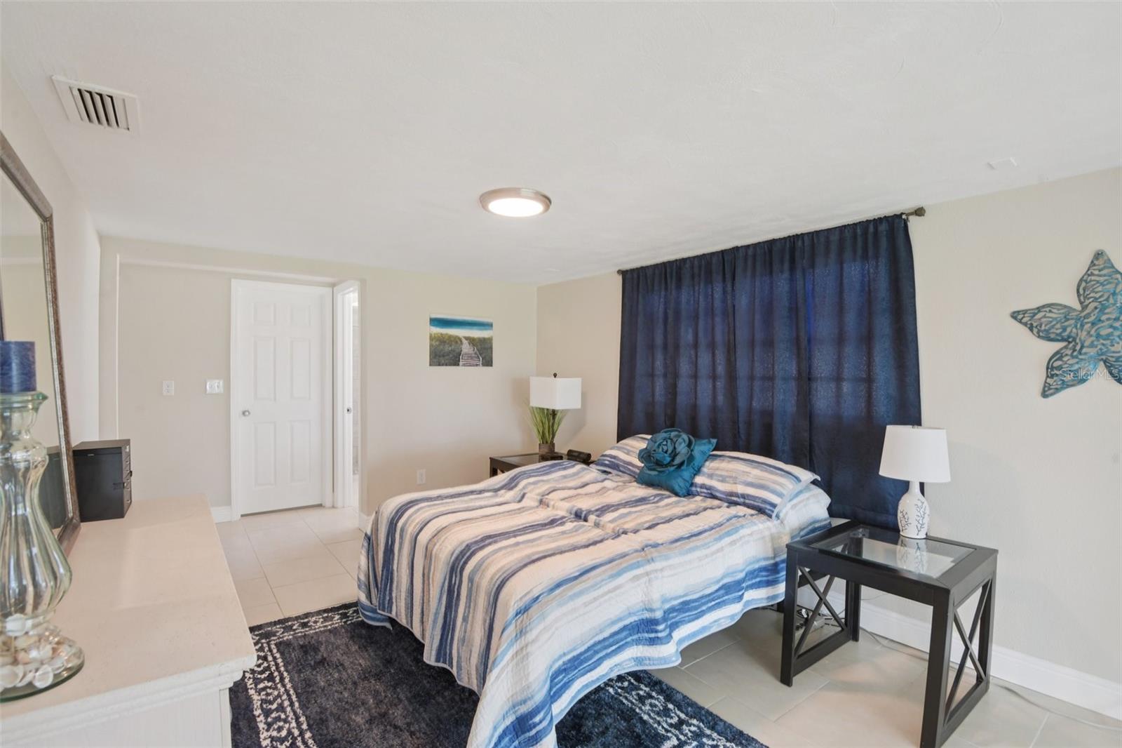 Image 12 of 35 For 3855 Topsail Trail