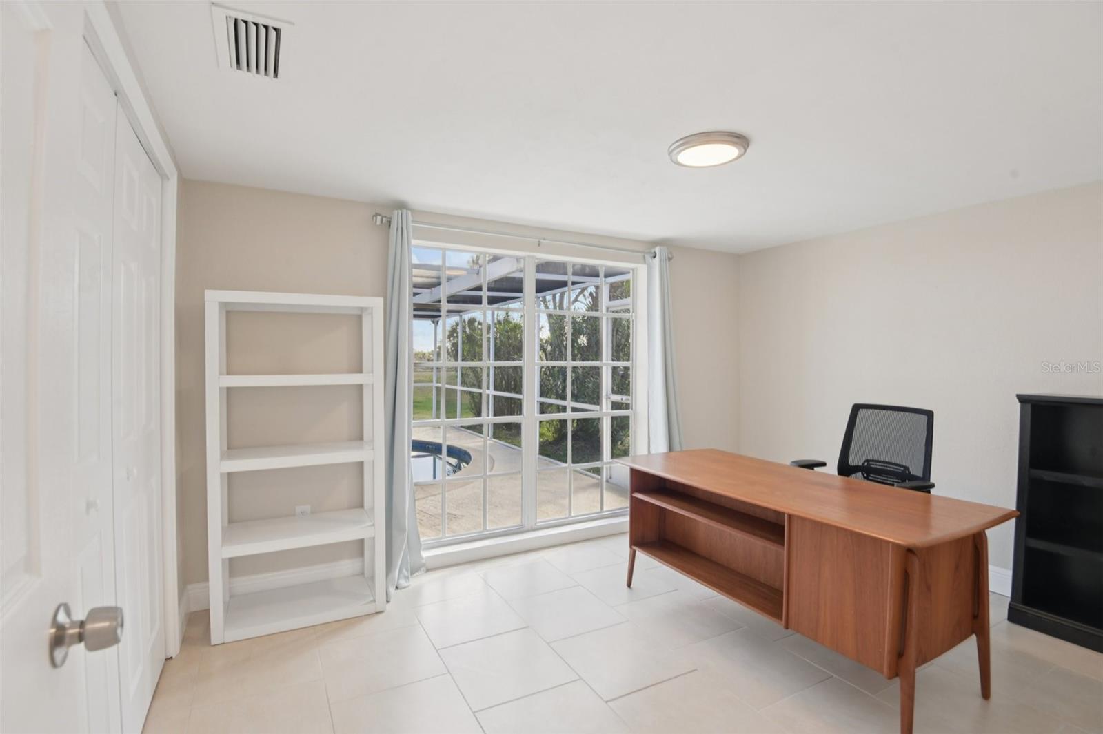 Image 14 of 35 For 3855 Topsail Trail