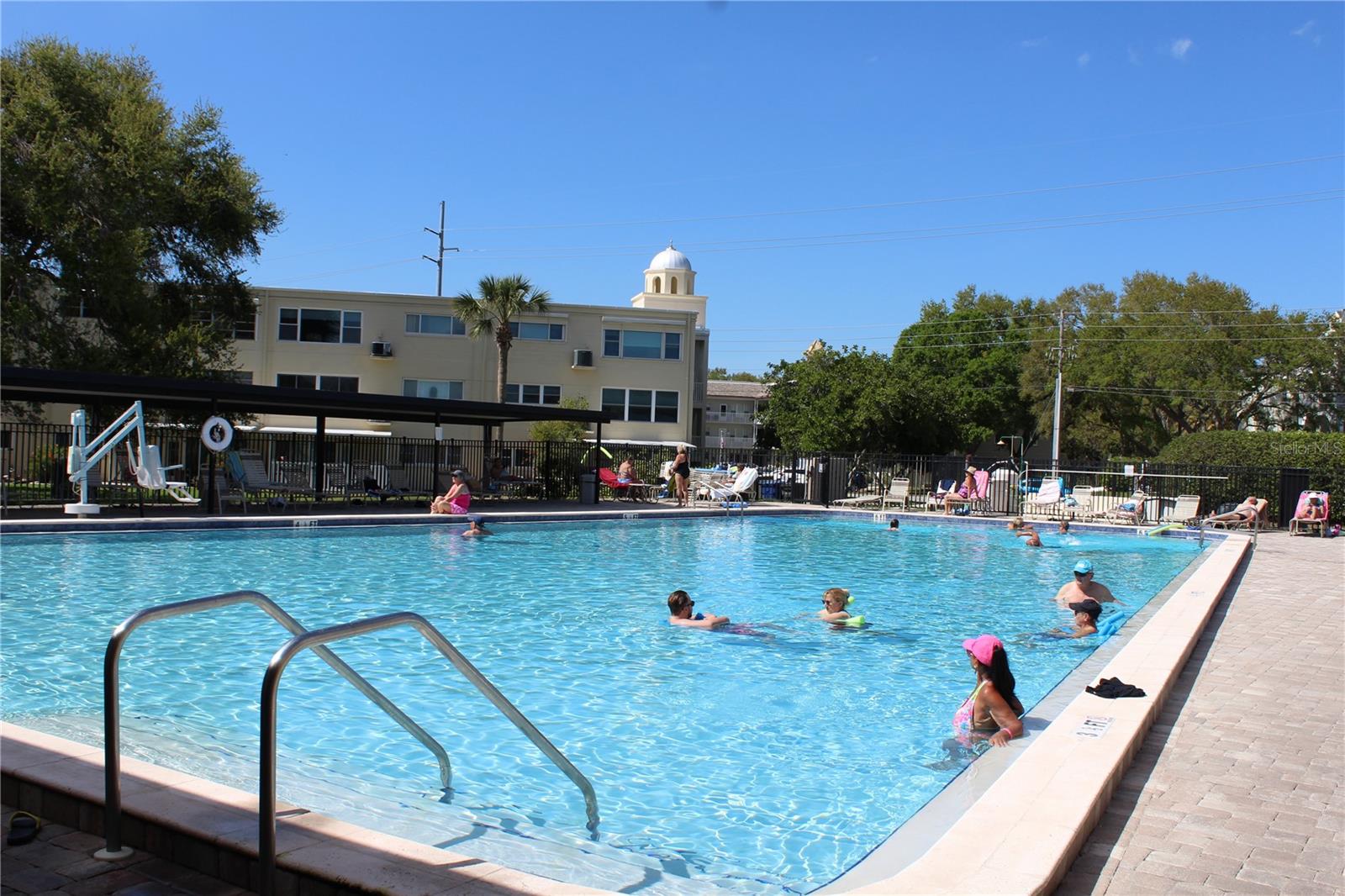 Image 28 of 35 For 2170 Americus Boulevard S 4