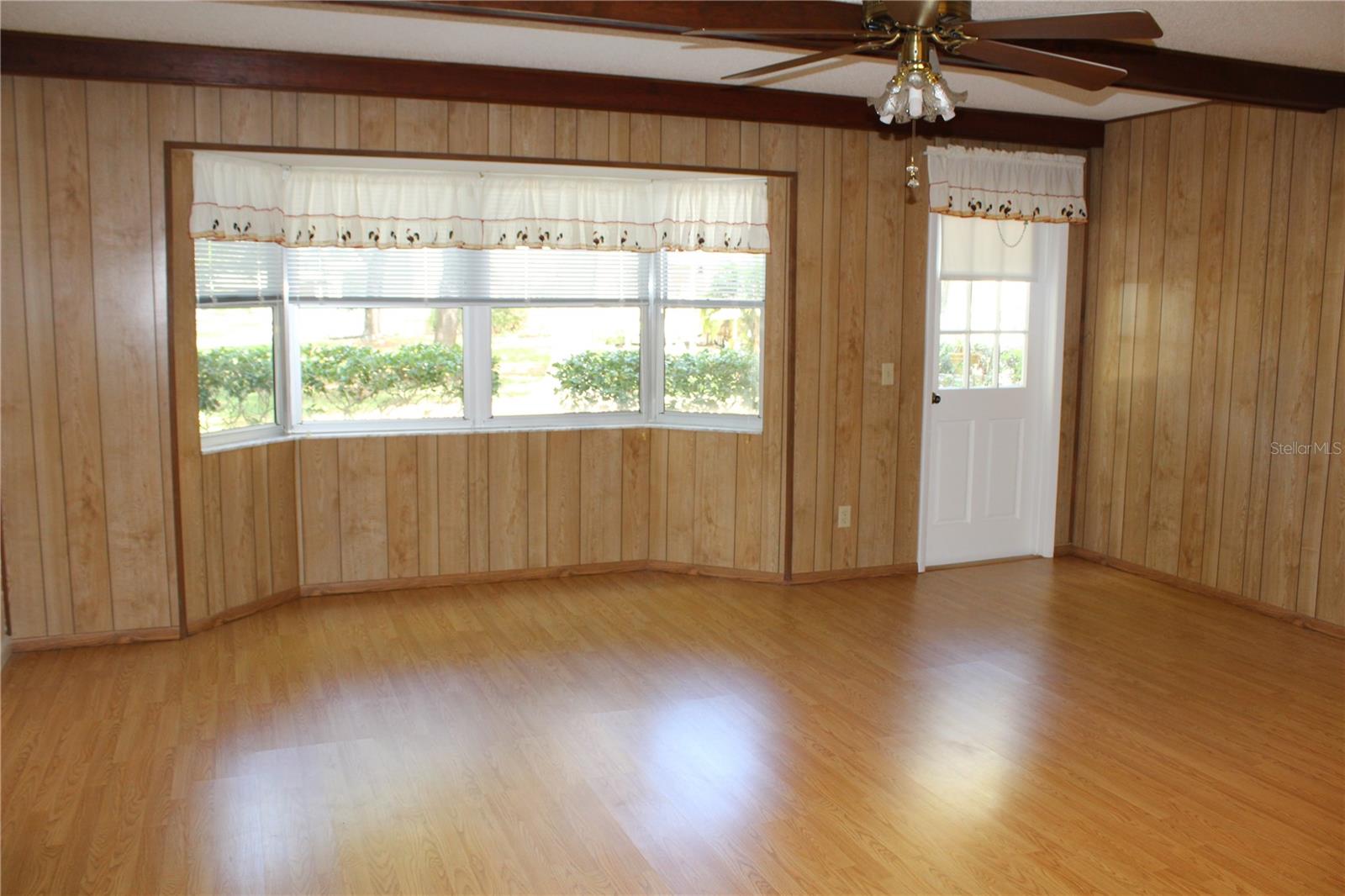 Image 6 of 35 For 2170 Americus Boulevard S 4