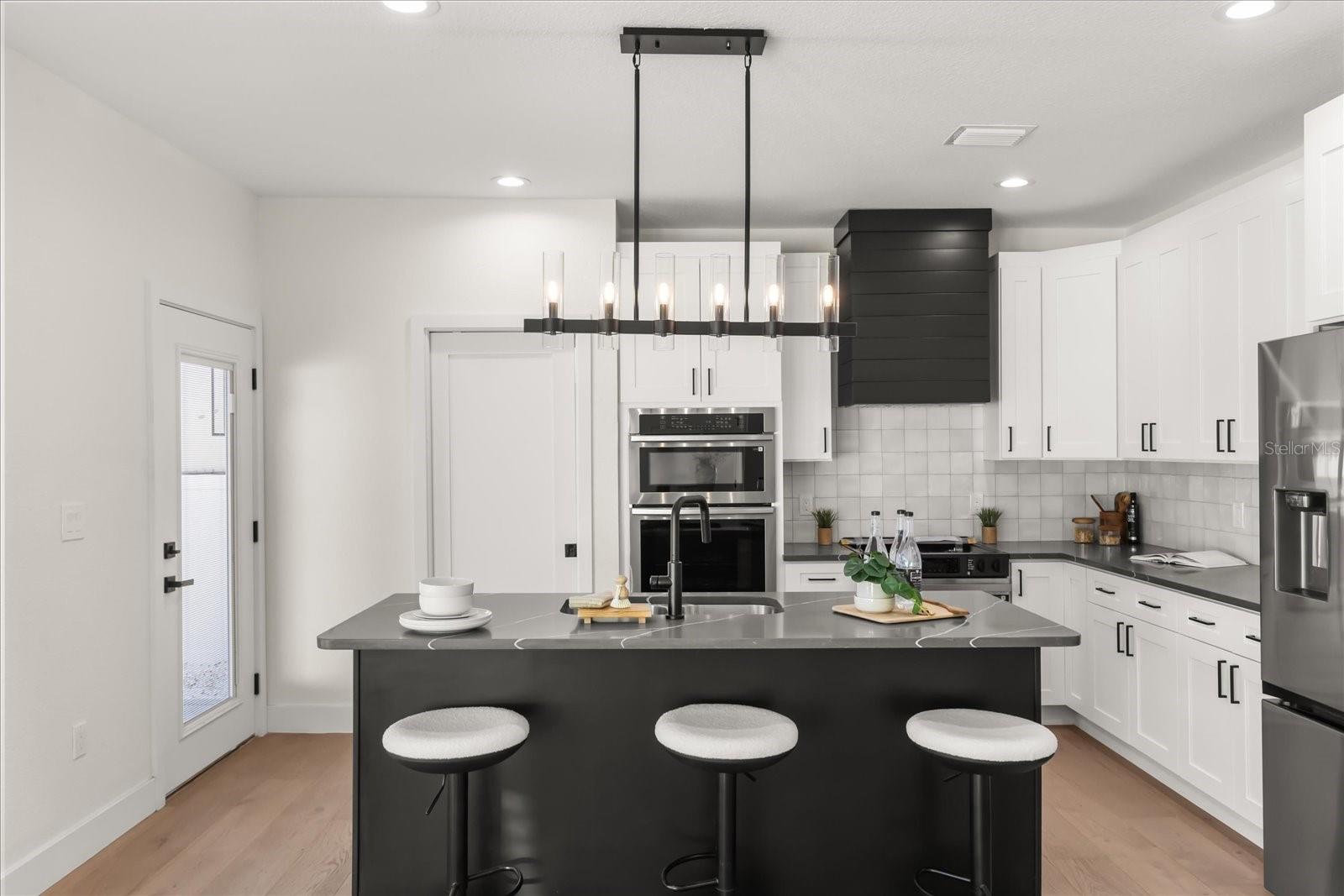 Image 10 of 40 For 2350 2nd Avenue N