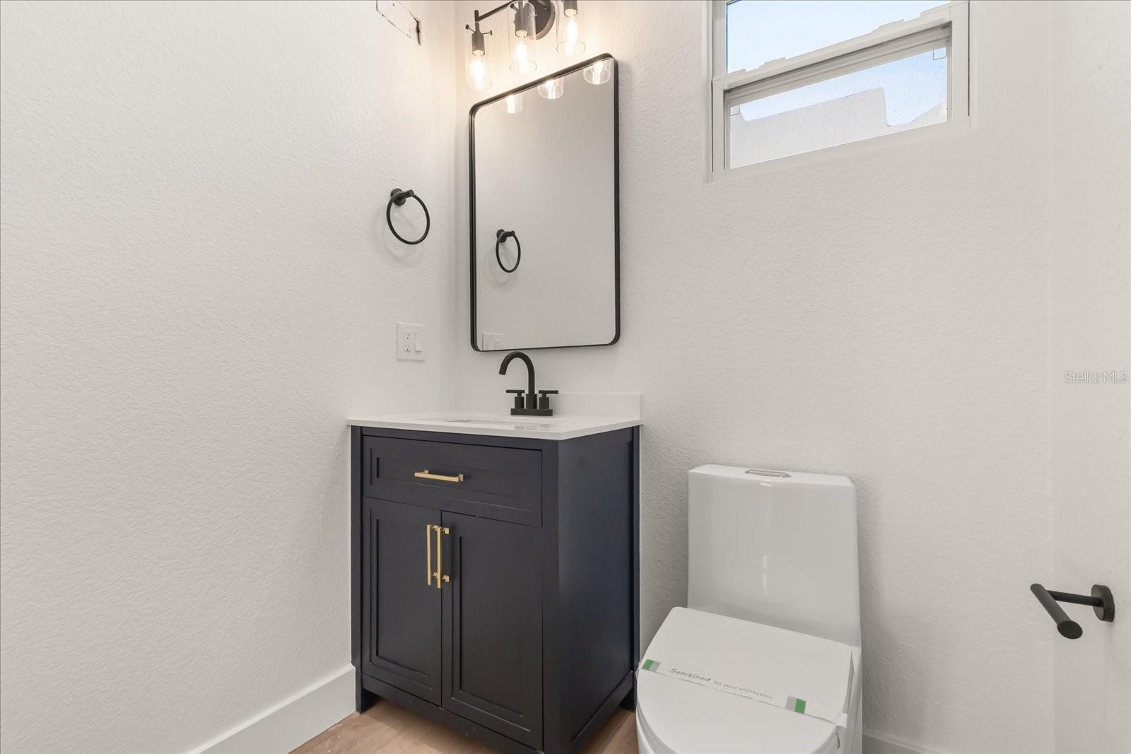 Image 16 of 40 For 2350 2nd Avenue N