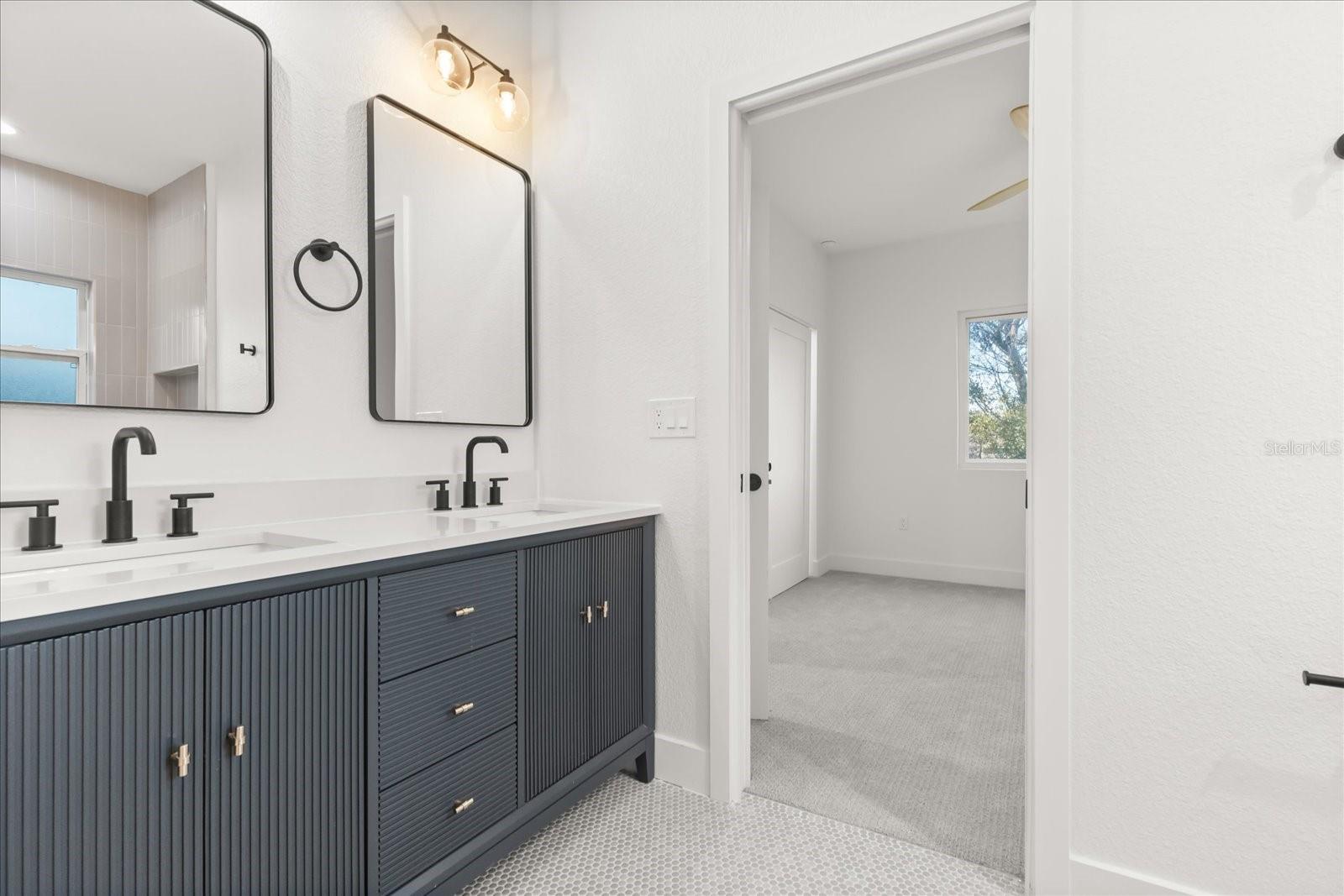 Image 27 of 40 For 2350 2nd Avenue N