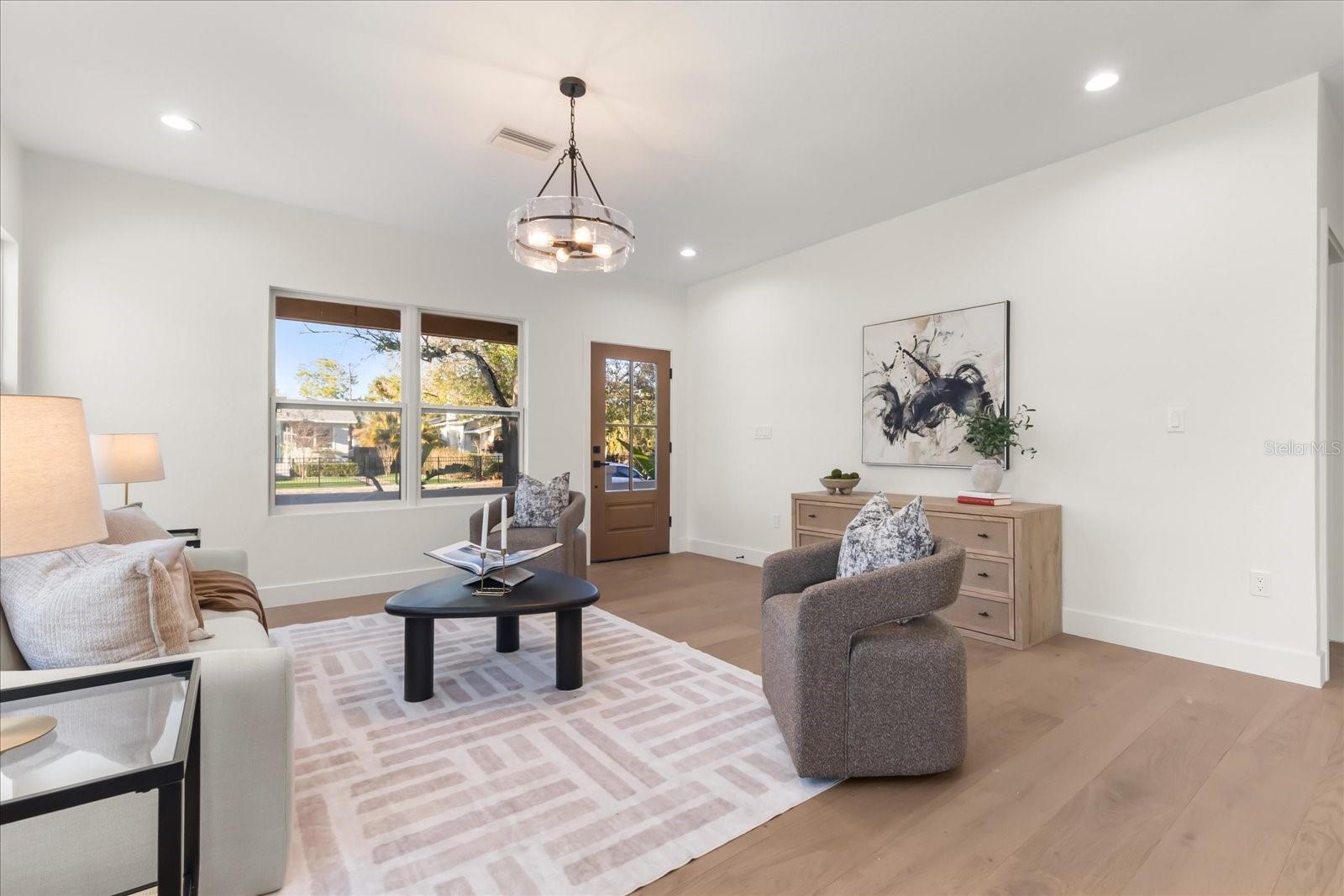 Image 3 of 40 For 2350 2nd Avenue N