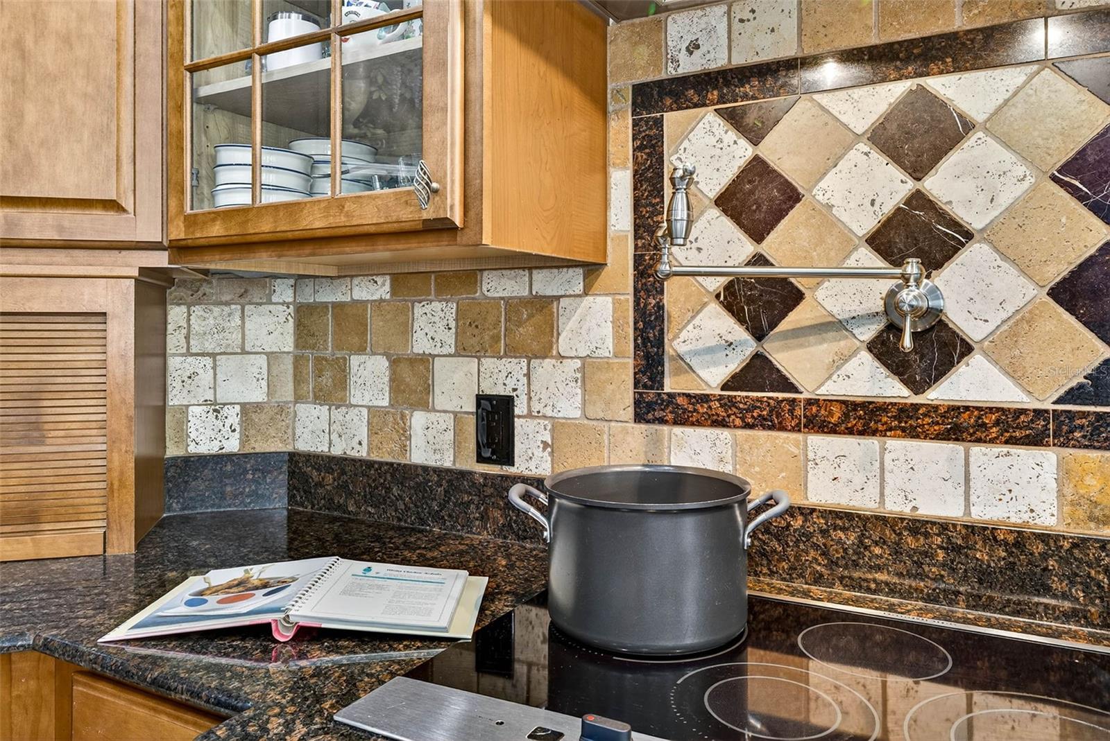 Image 13 of 73 For 13887 Gavin Road