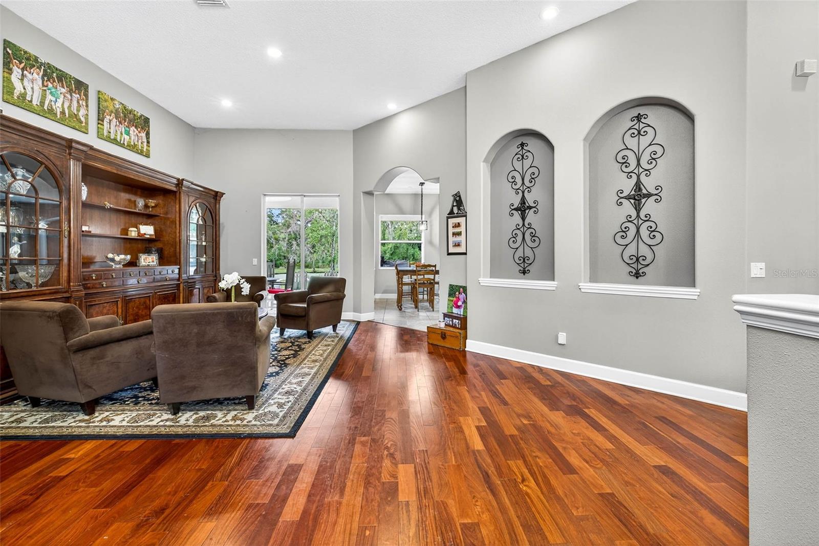 Image 14 of 73 For 13887 Gavin Road