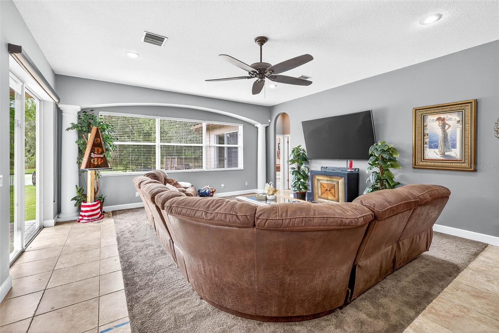 Image 23 of 73 For 13887 Gavin Road