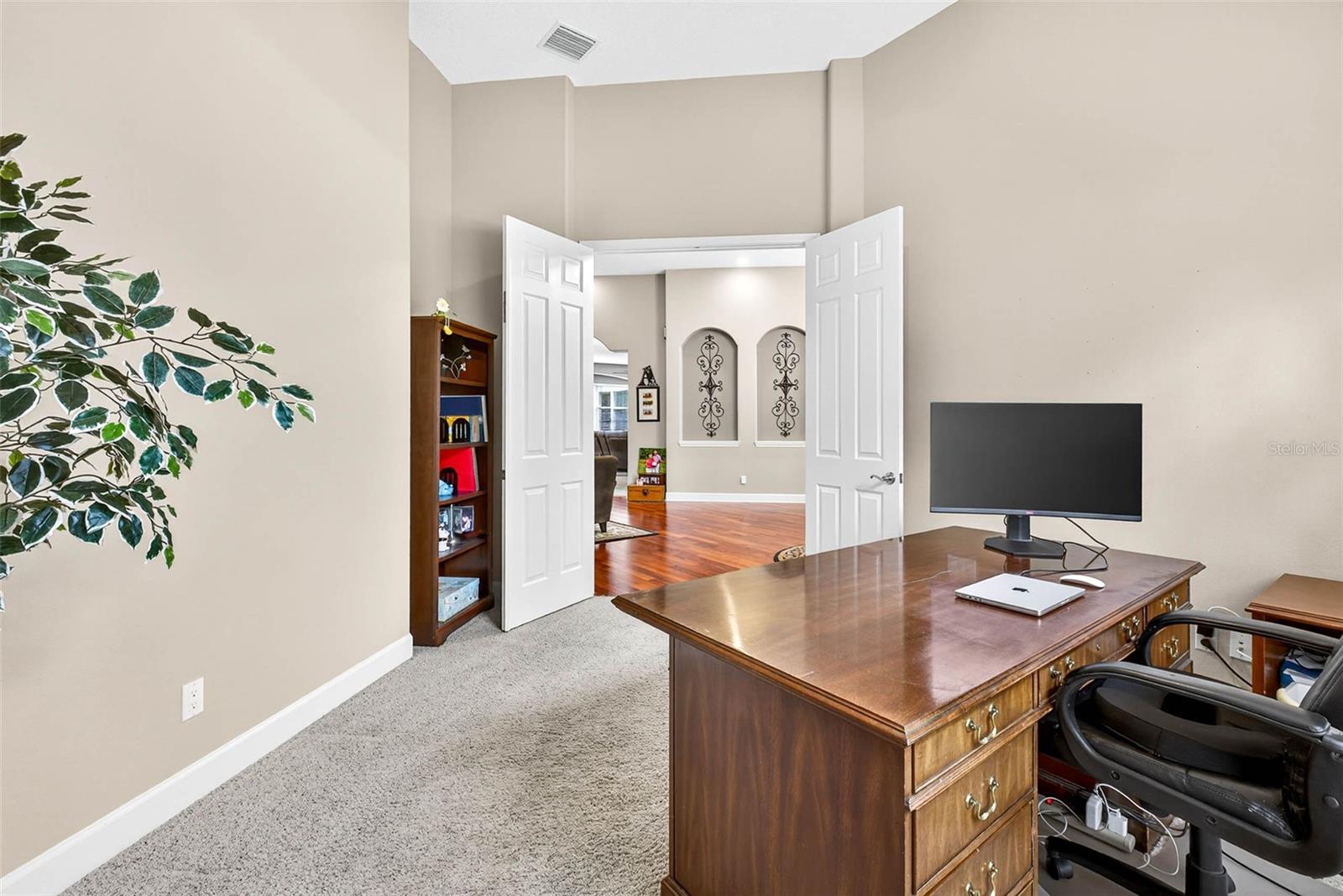 Image 28 of 73 For 13887 Gavin Road