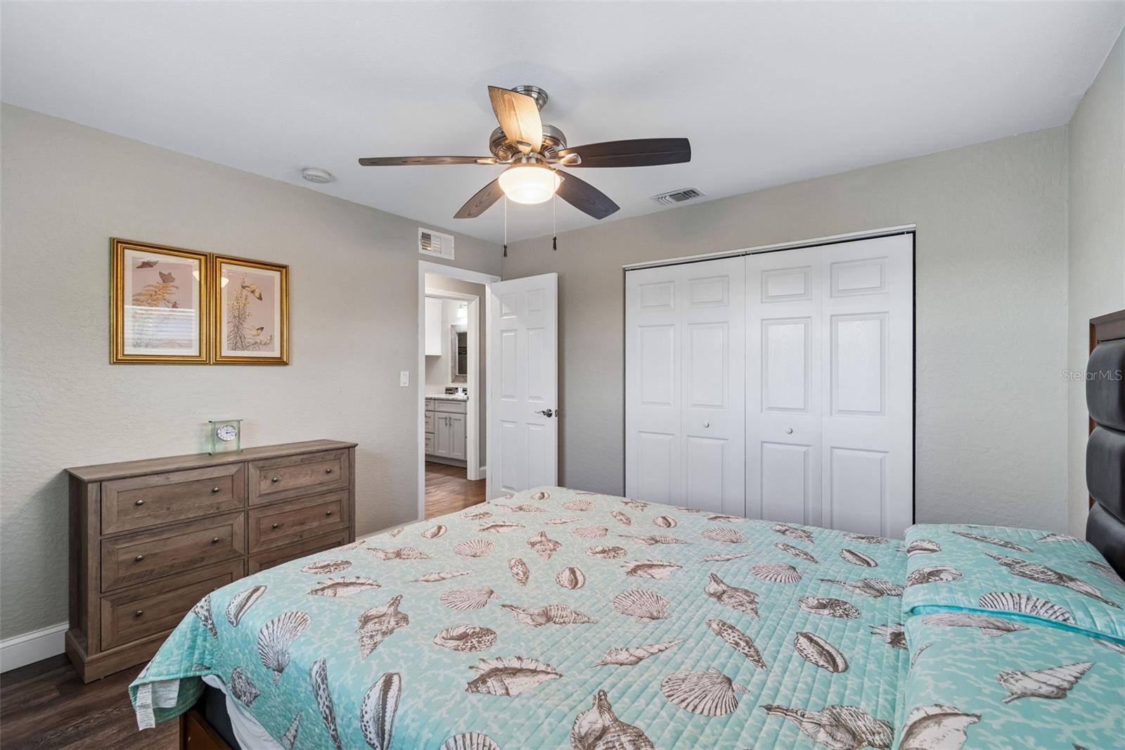 Image 25 of 67 For 9901 Bay Drive