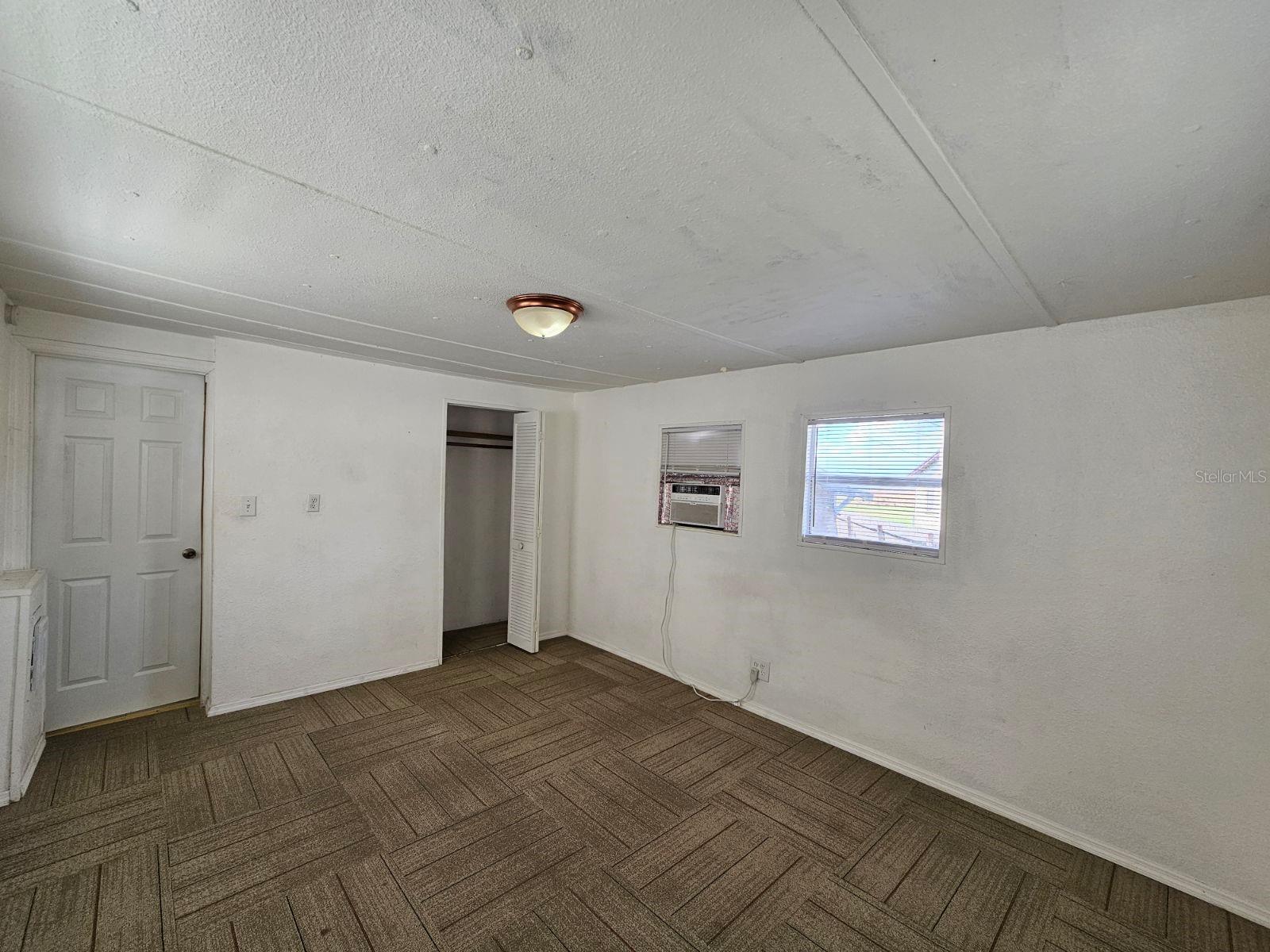 Image 10 of 11 For 503 Longfellow Boulevard 5