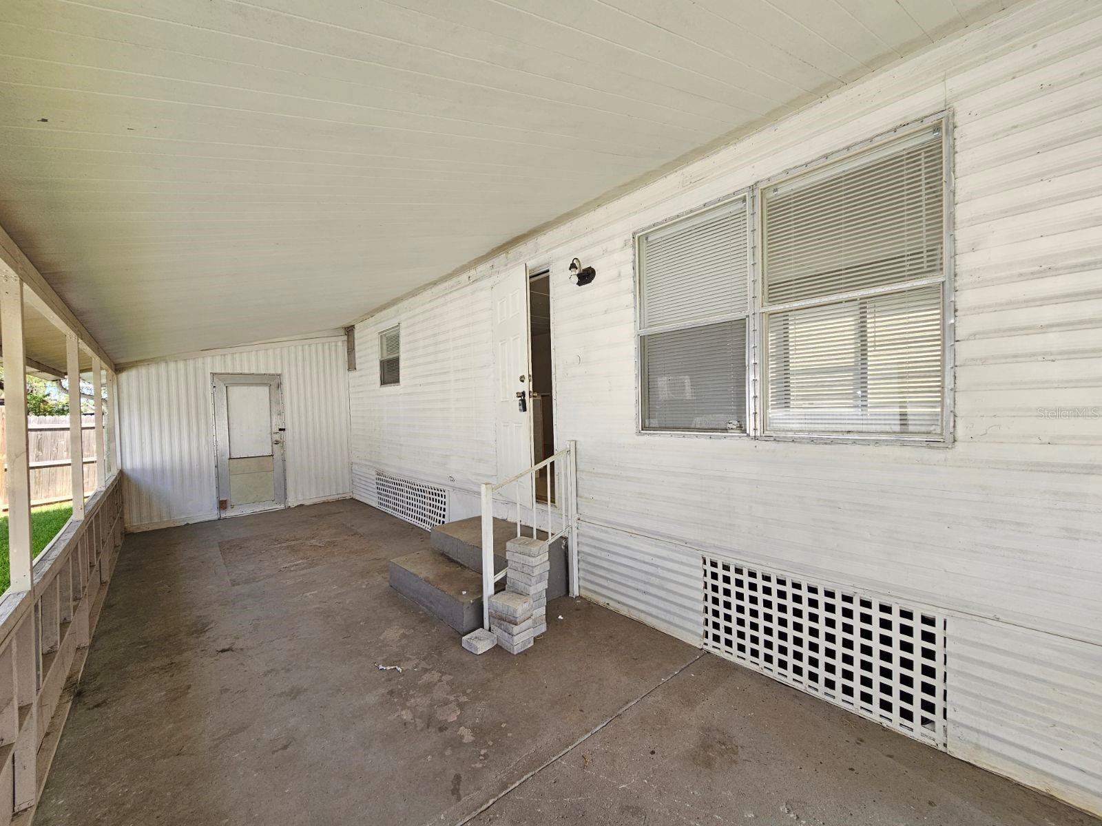 Image 3 of 11 For 503 Longfellow Boulevard 5