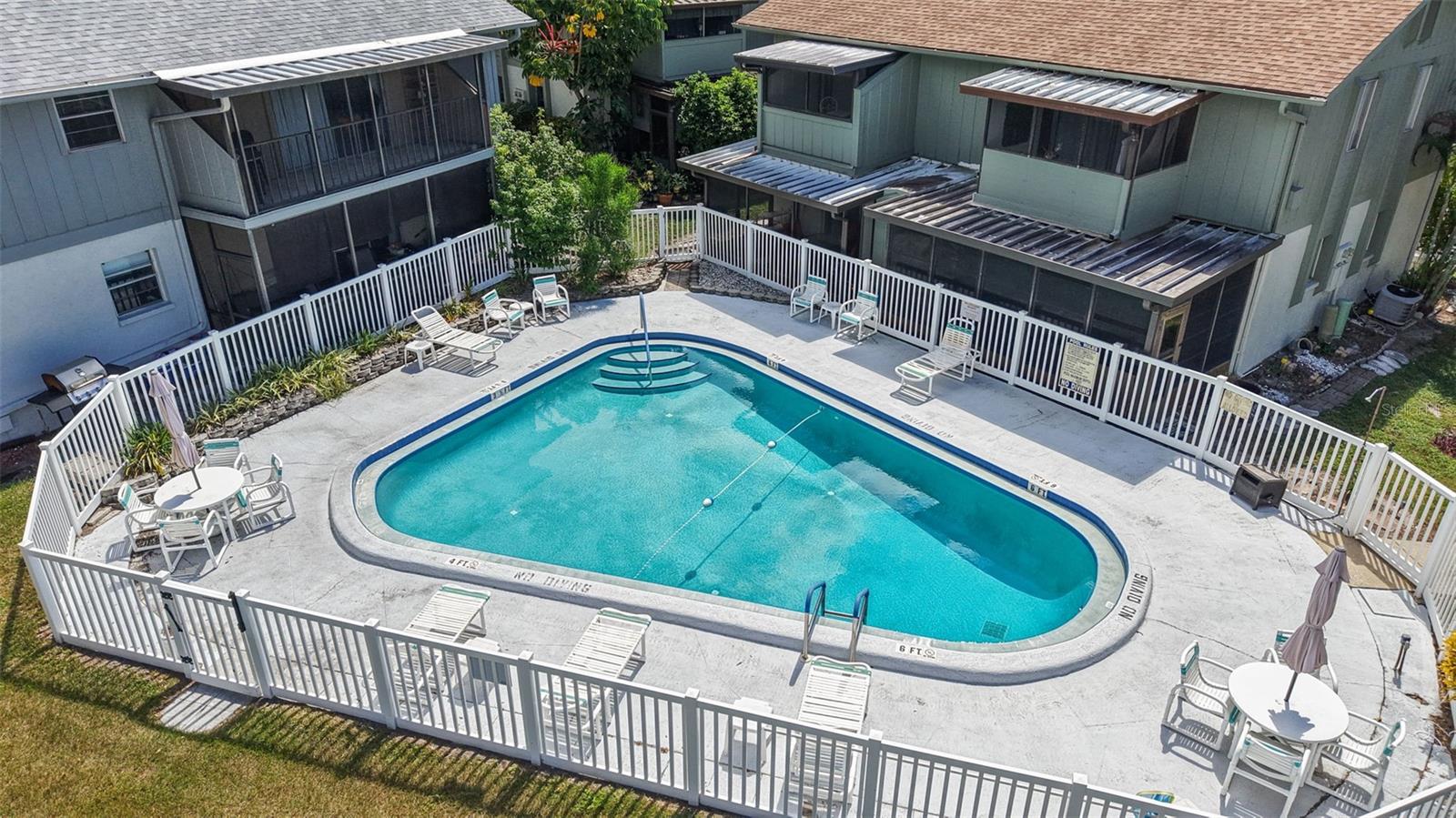 Image 15 of 16 For 1960 Union Street 22