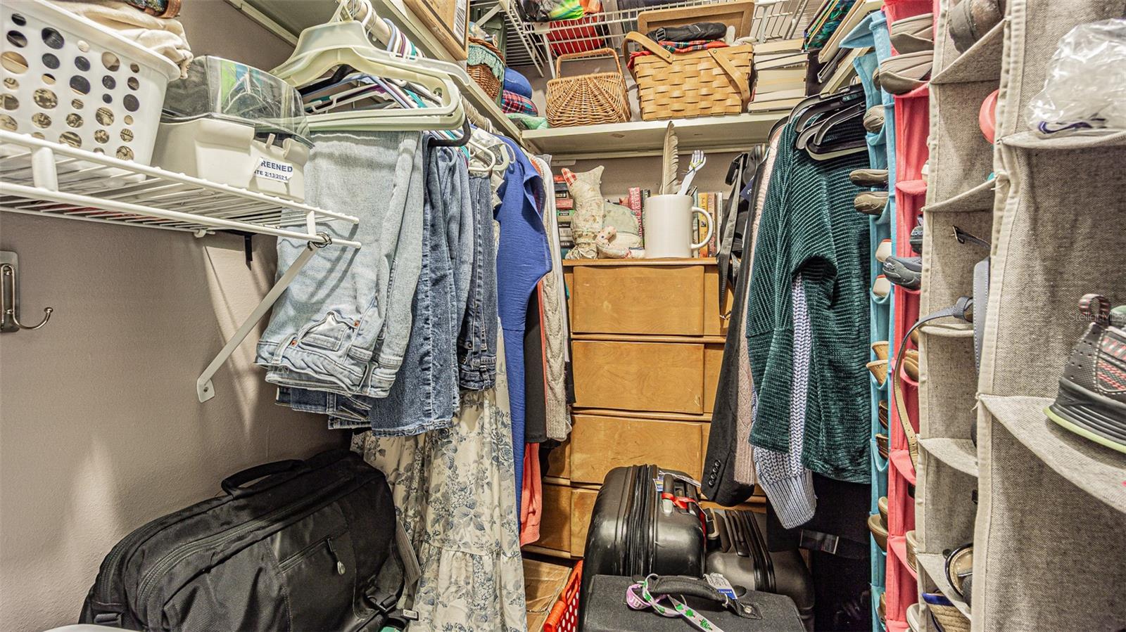 Image 15 of 35 For 7 Elgin Place 301