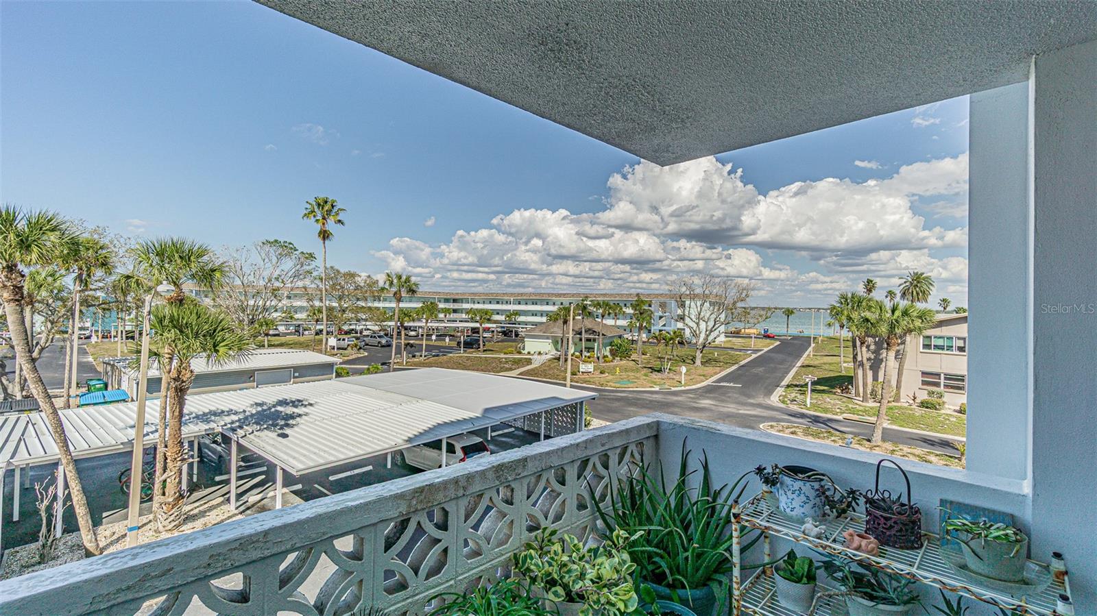 Image 17 of 35 For 7 Elgin Place 301