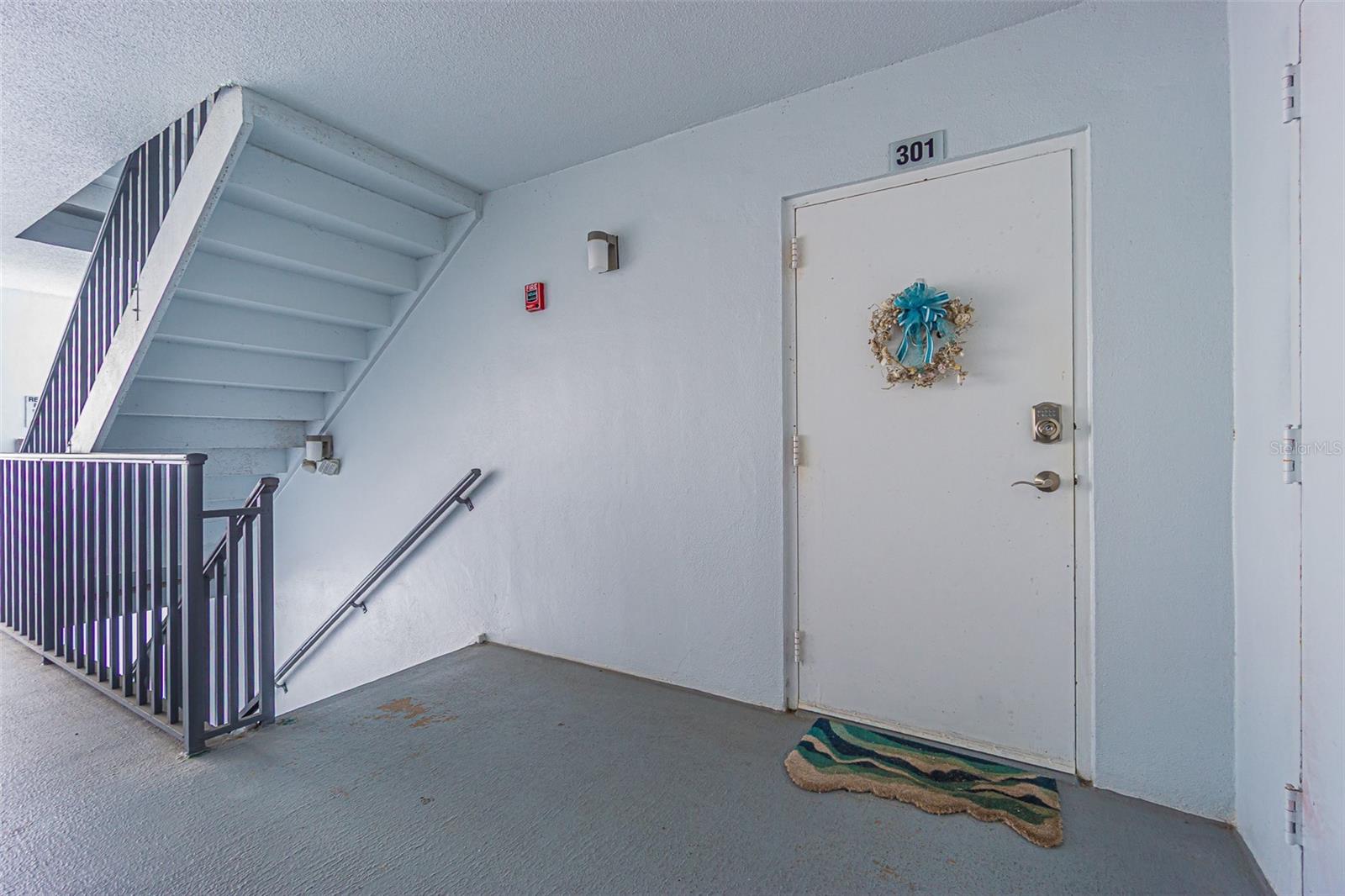 Image 3 of 35 For 7 Elgin Place 301