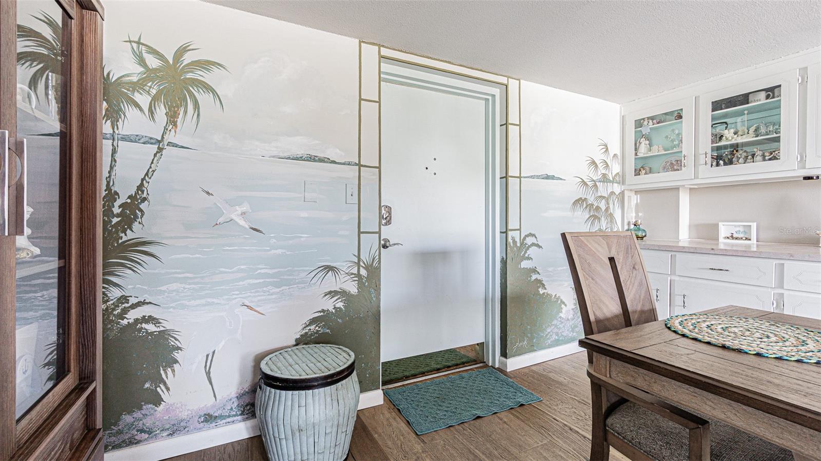 Image 7 of 35 For 7 Elgin Place 301