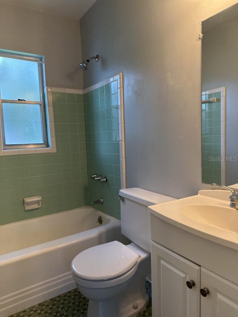 Image 10 of 18 For 1724 Eldred Drive