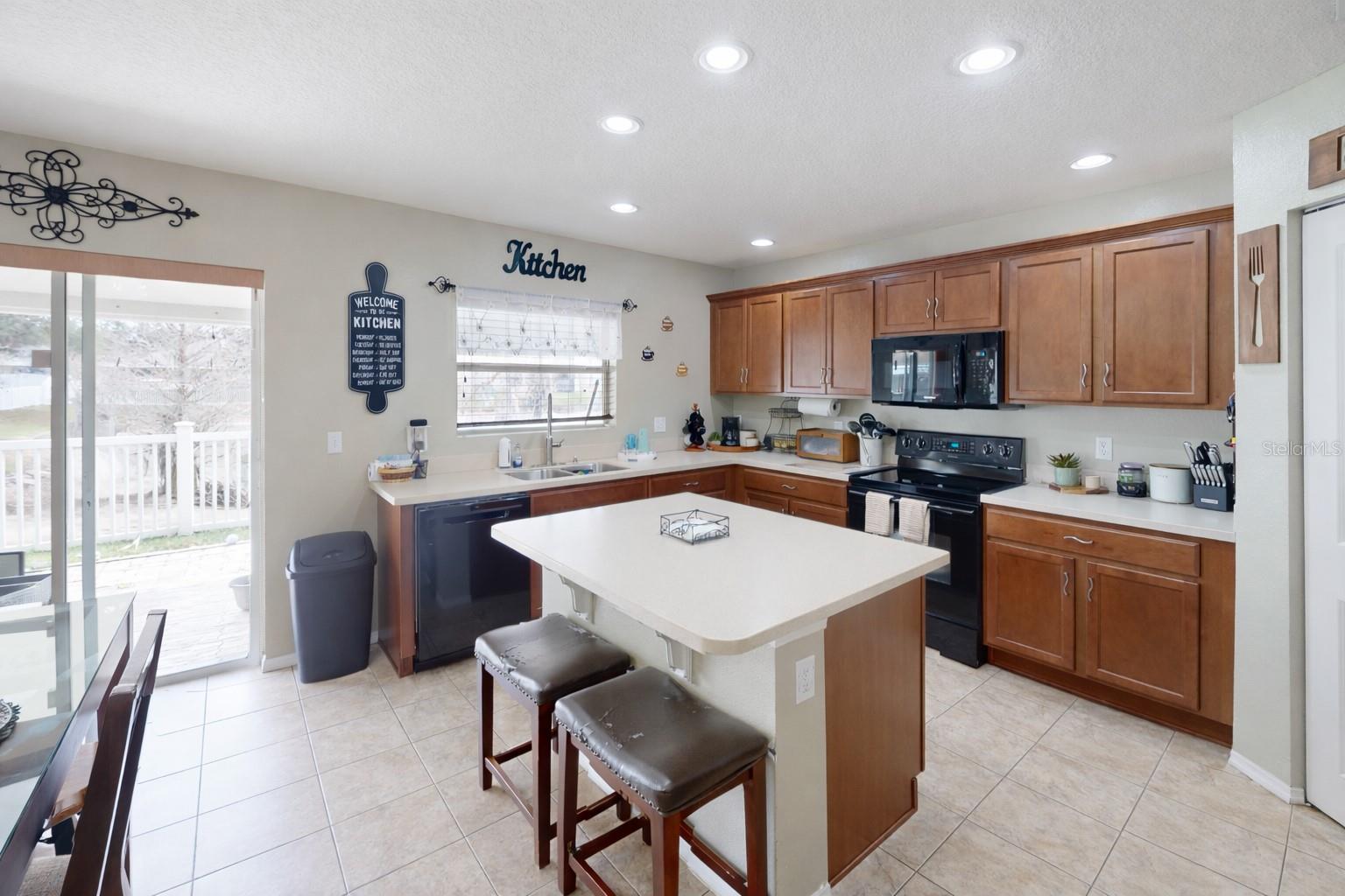 Image 5 of 17 For 4354 Fieldview Circle