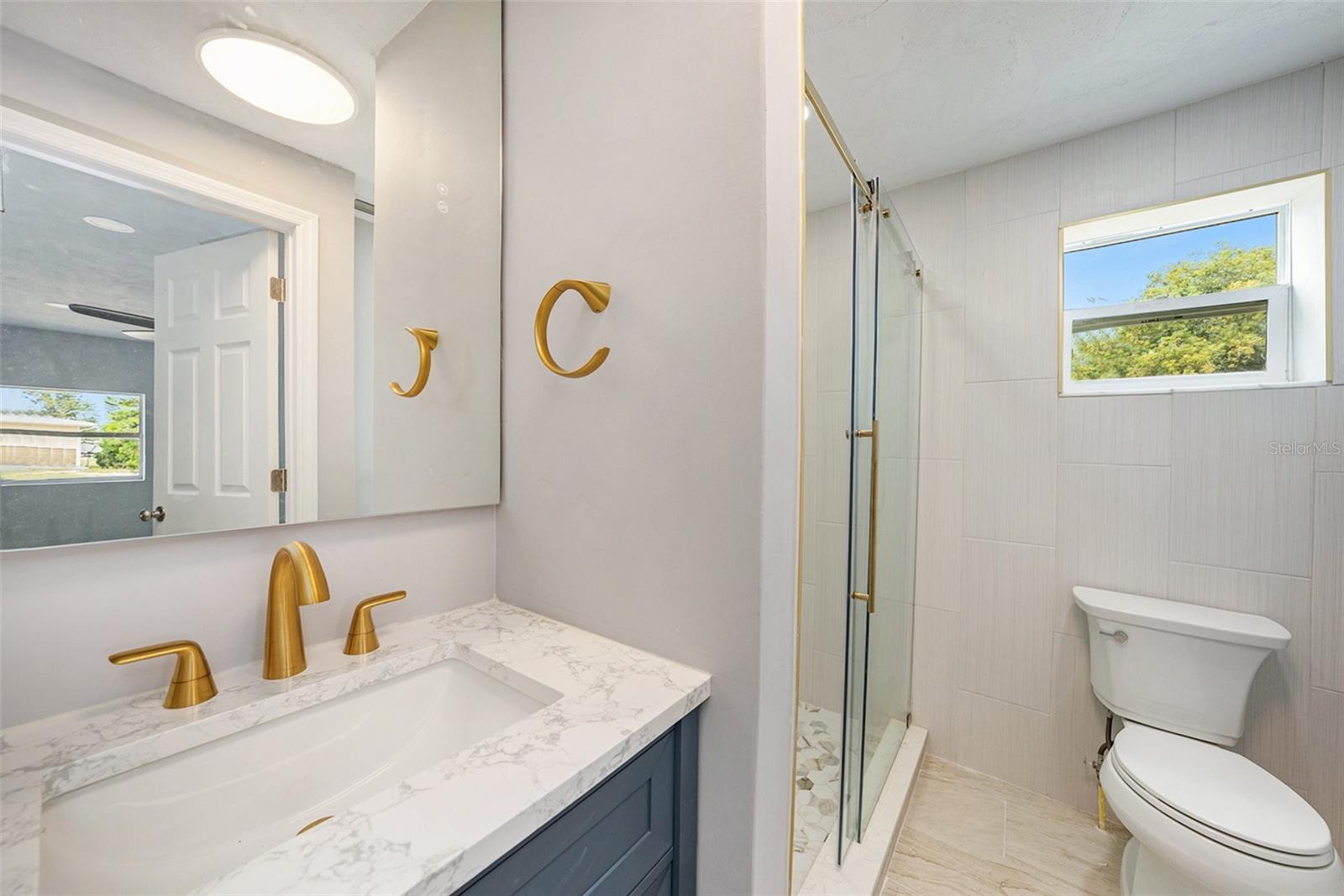 Image 16 of 25 For 4744 Guardian Ave