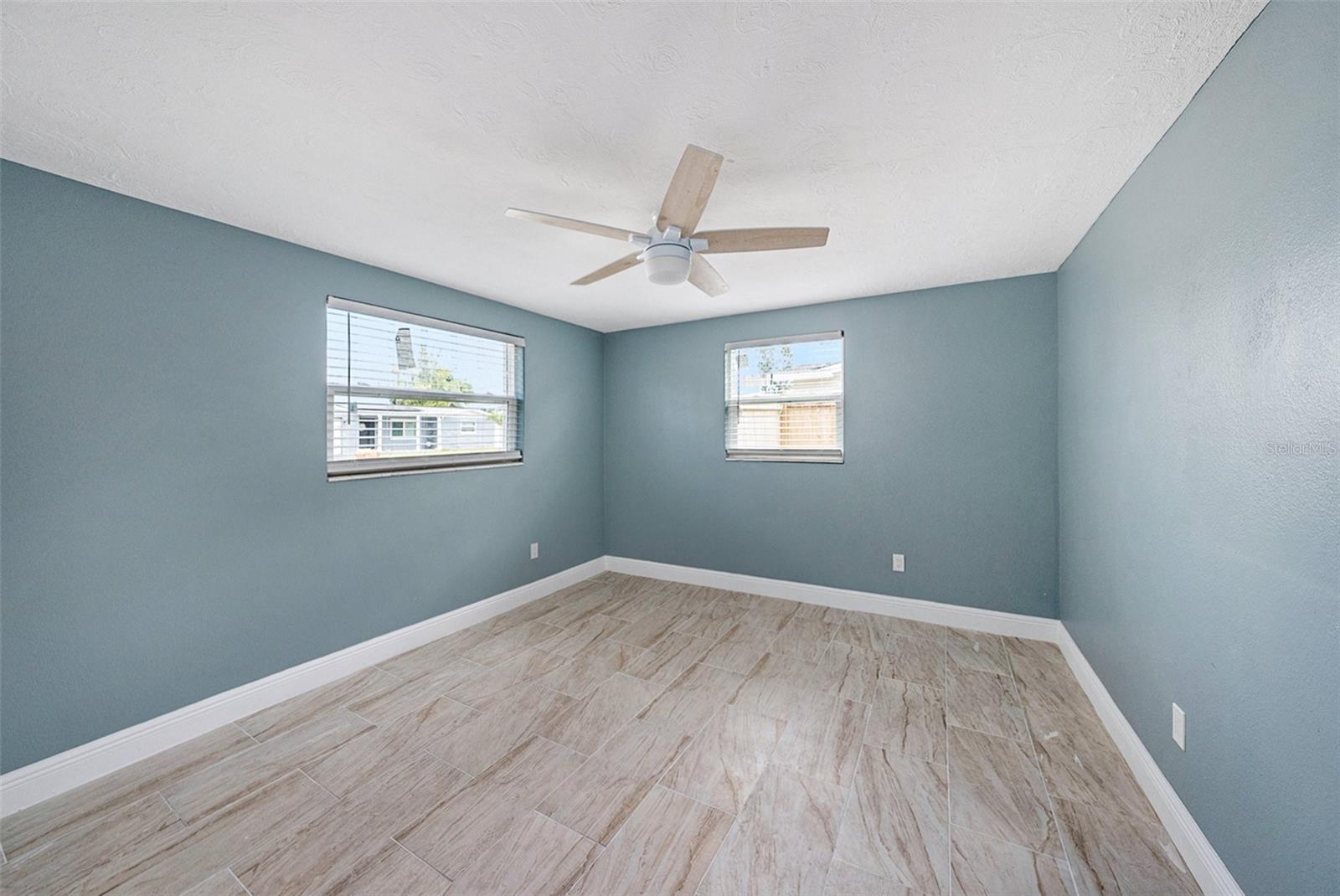 Image 18 of 25 For 4744 Guardian Ave