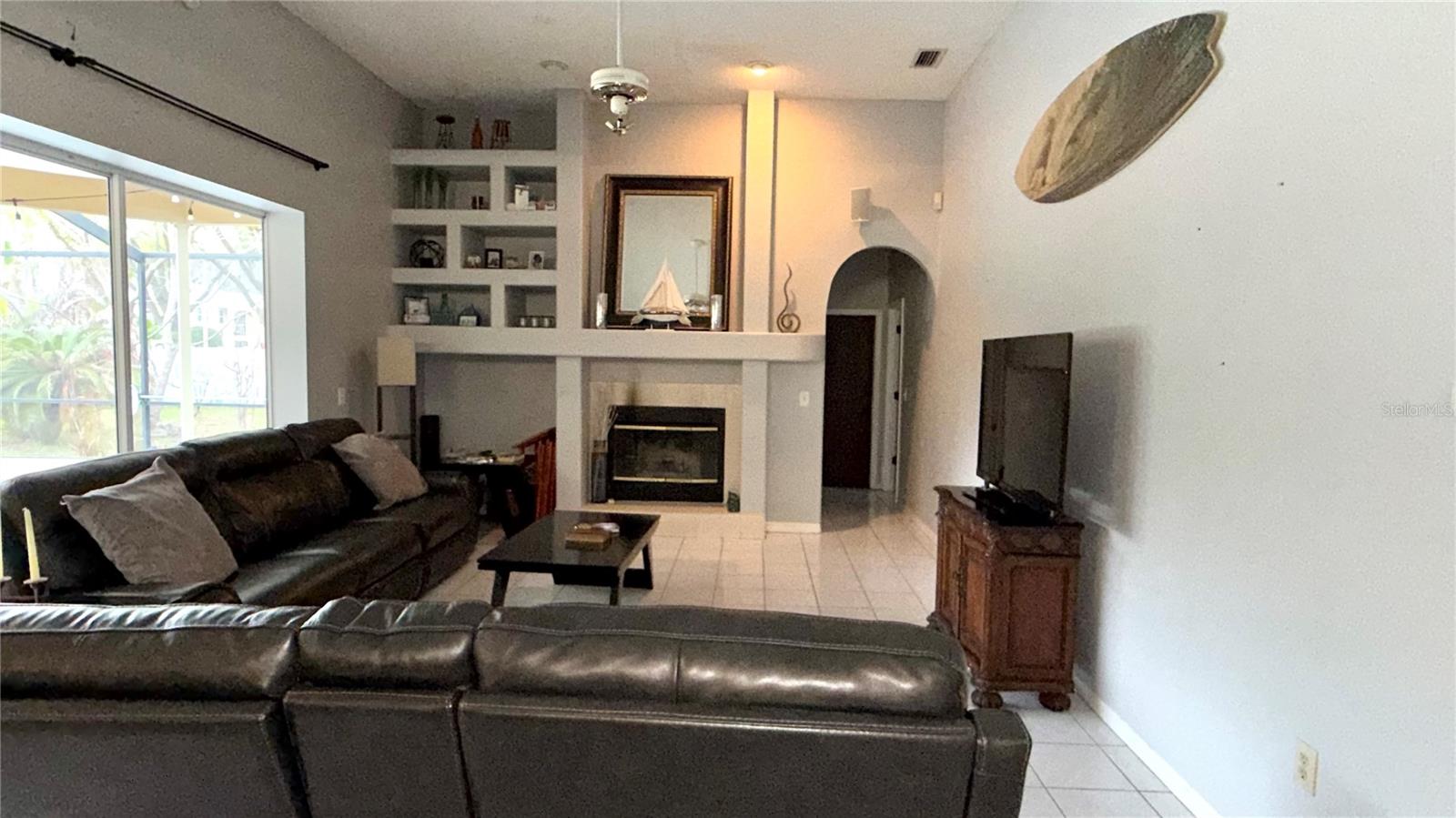 Image 32 of 51 For 17414 Equestrian Trail