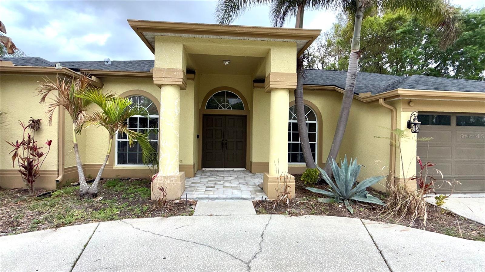 Image 4 of 51 For 17414 Equestrian Trail